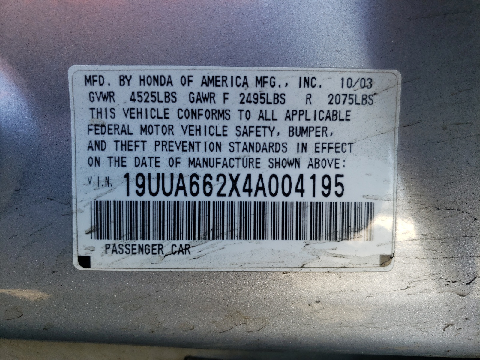 Photo 10 from auction – 2004 ACURA TL with VIN 19UUA662X4A004195