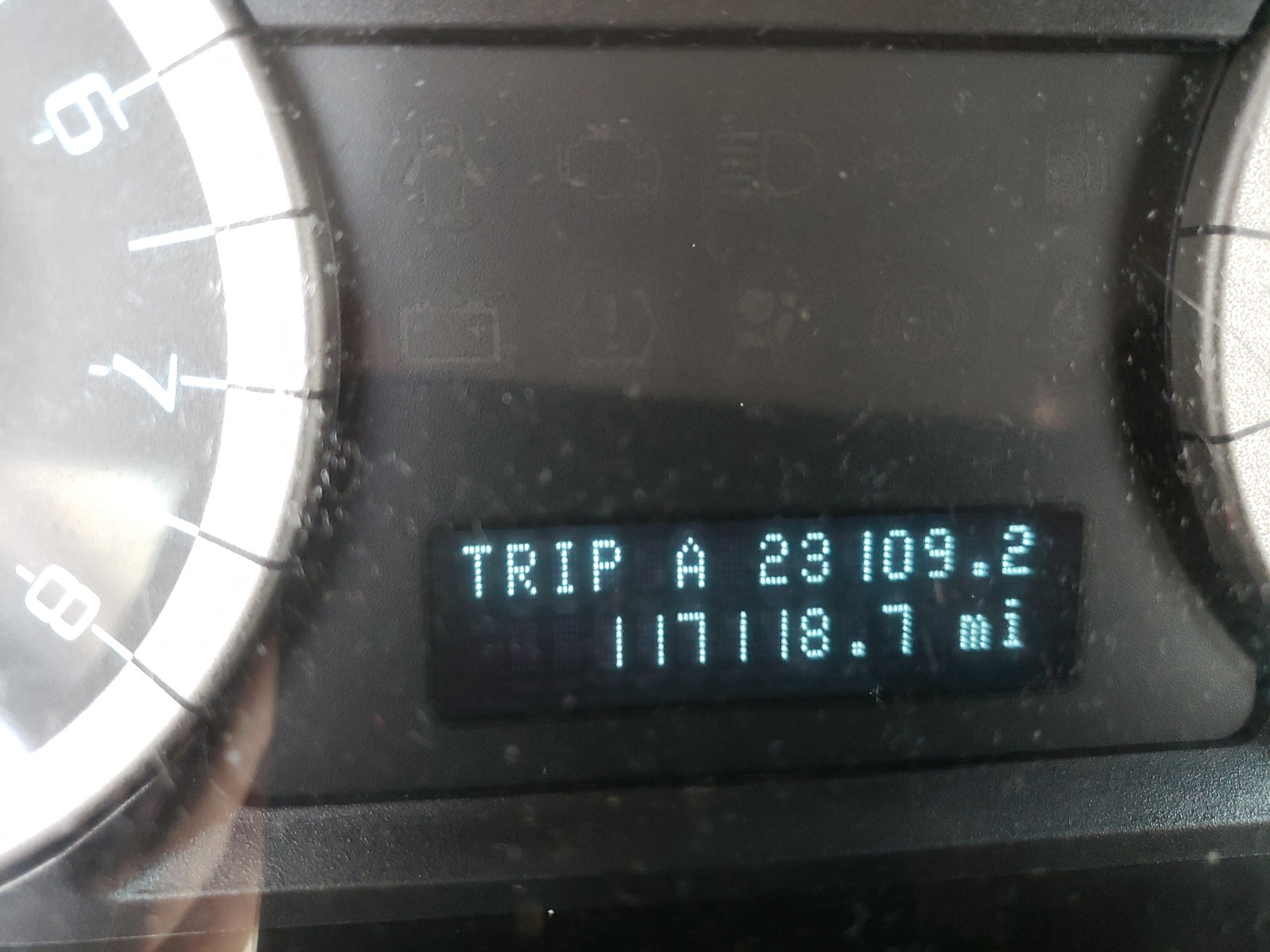 صورة رقم 8 من المزاد - 2012 FORD ESCAPE XLS مع VIN 1FMCU0C77CKC75184