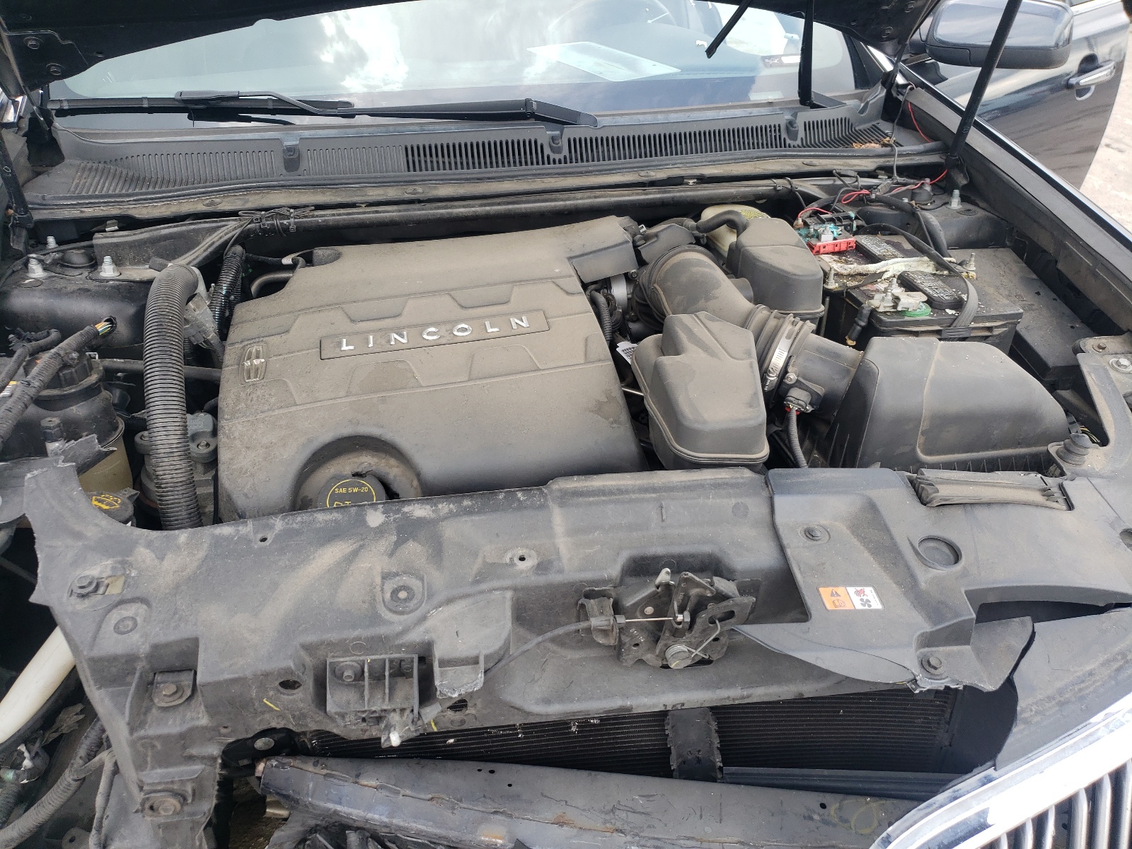 Photo 7 from auction – 2014 LINCOLN MKS with VIN 1LNHL9EK8EG610375