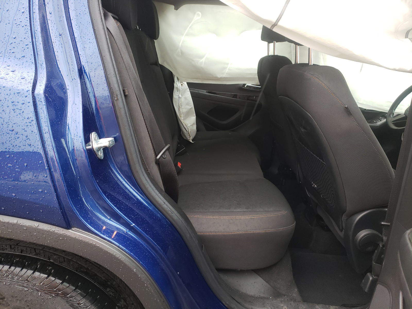 Photo 6 from auction – 2017 CHEVROLET TRAX LS with VIN 3GNCJNSB6HL174117