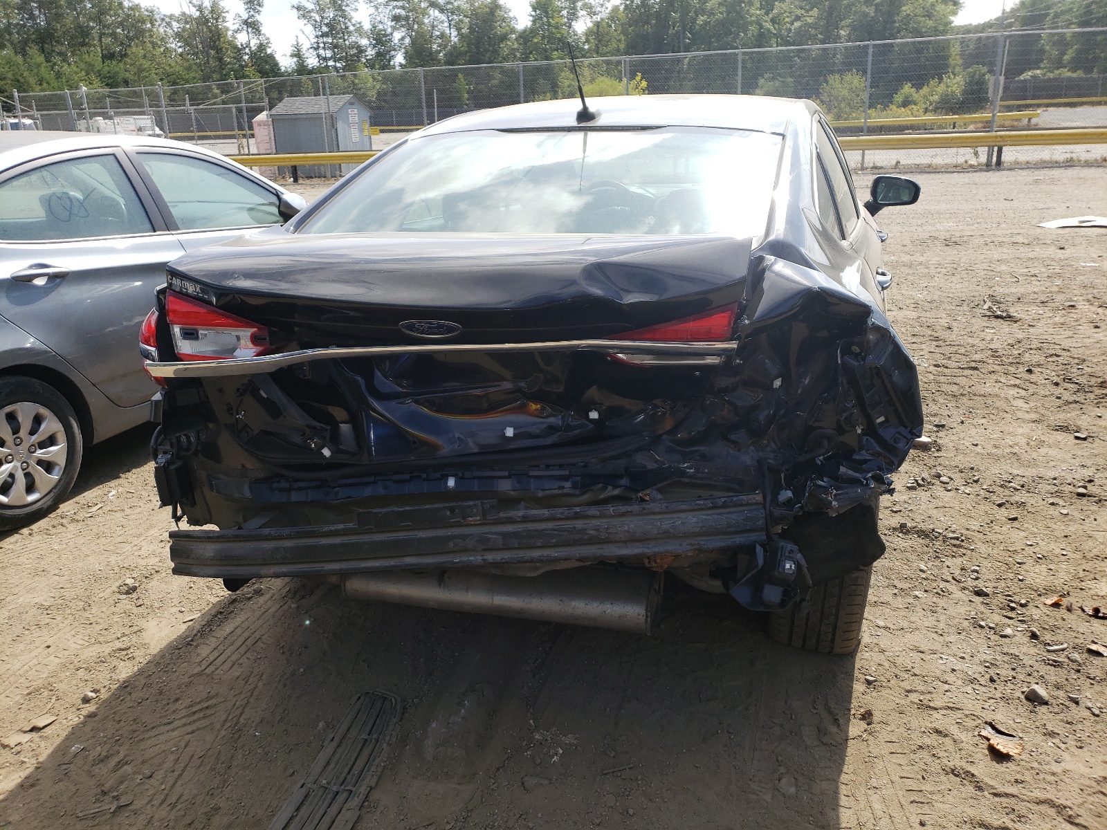Photo 9 from auction – 2017 FORD FUSION SE with VIN 3FA6P0T91HR136428