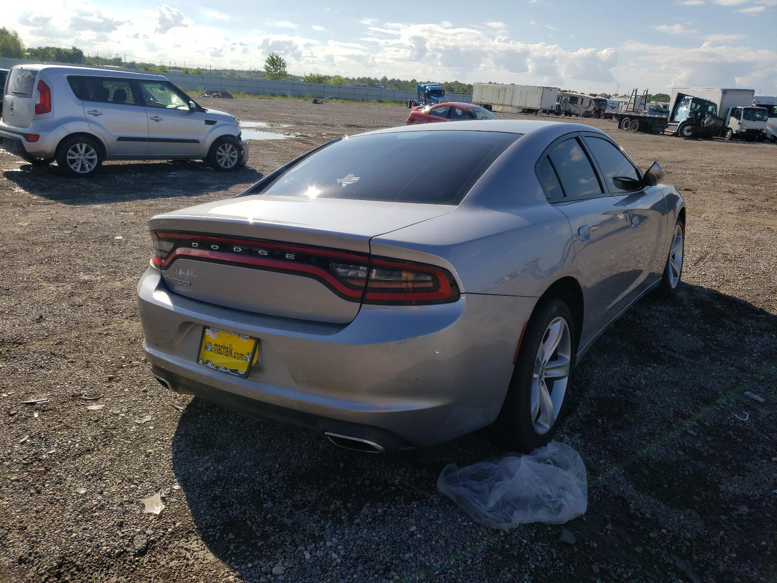 Photo 4 from auction – 2016 DODGE CHARGER SE with VIN 2C3CDXBG3GH307189