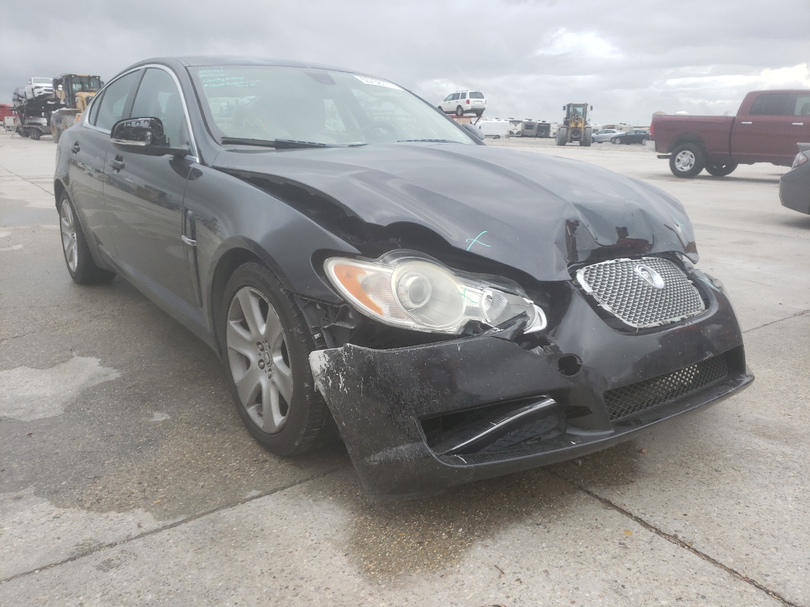 JAGUAR XF 2011 z numerem VIN SAJWA0FB2BLR94699 - Zdjęcie z aukcji