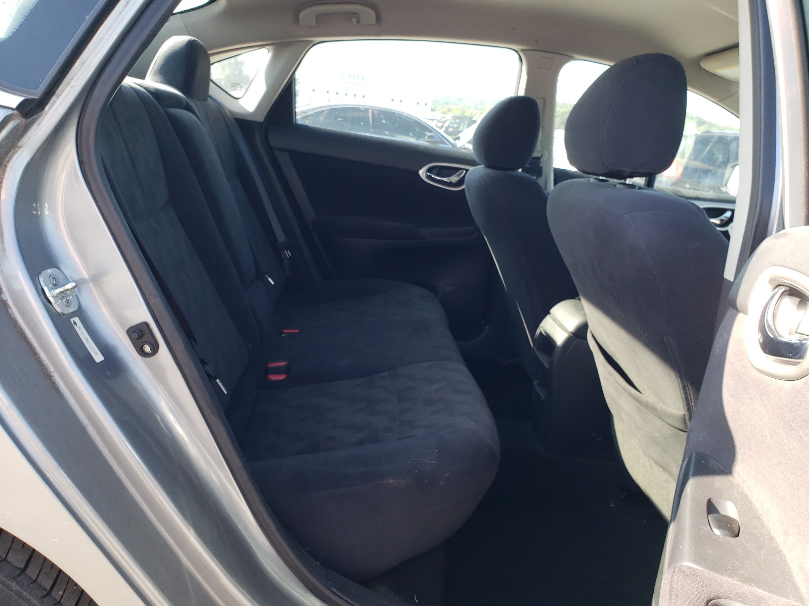 Photo 6 from auction – 2013 NISSAN SENTRA S with VIN 3N1AB7AP4DL622115