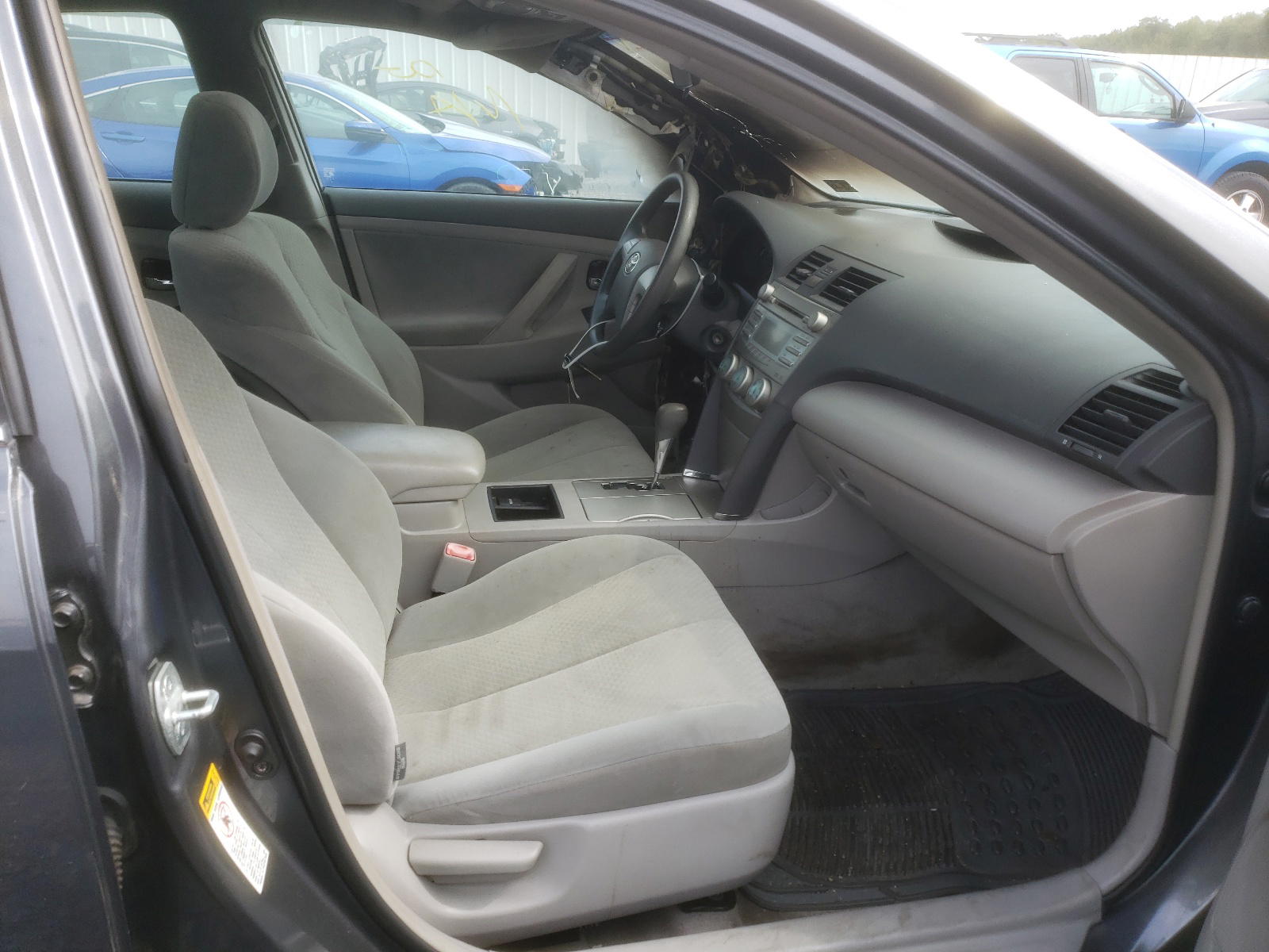 Photo 5 from auction – 2007 TOYOTA CAMRY CE with VIN 4T1BE46K37U715217