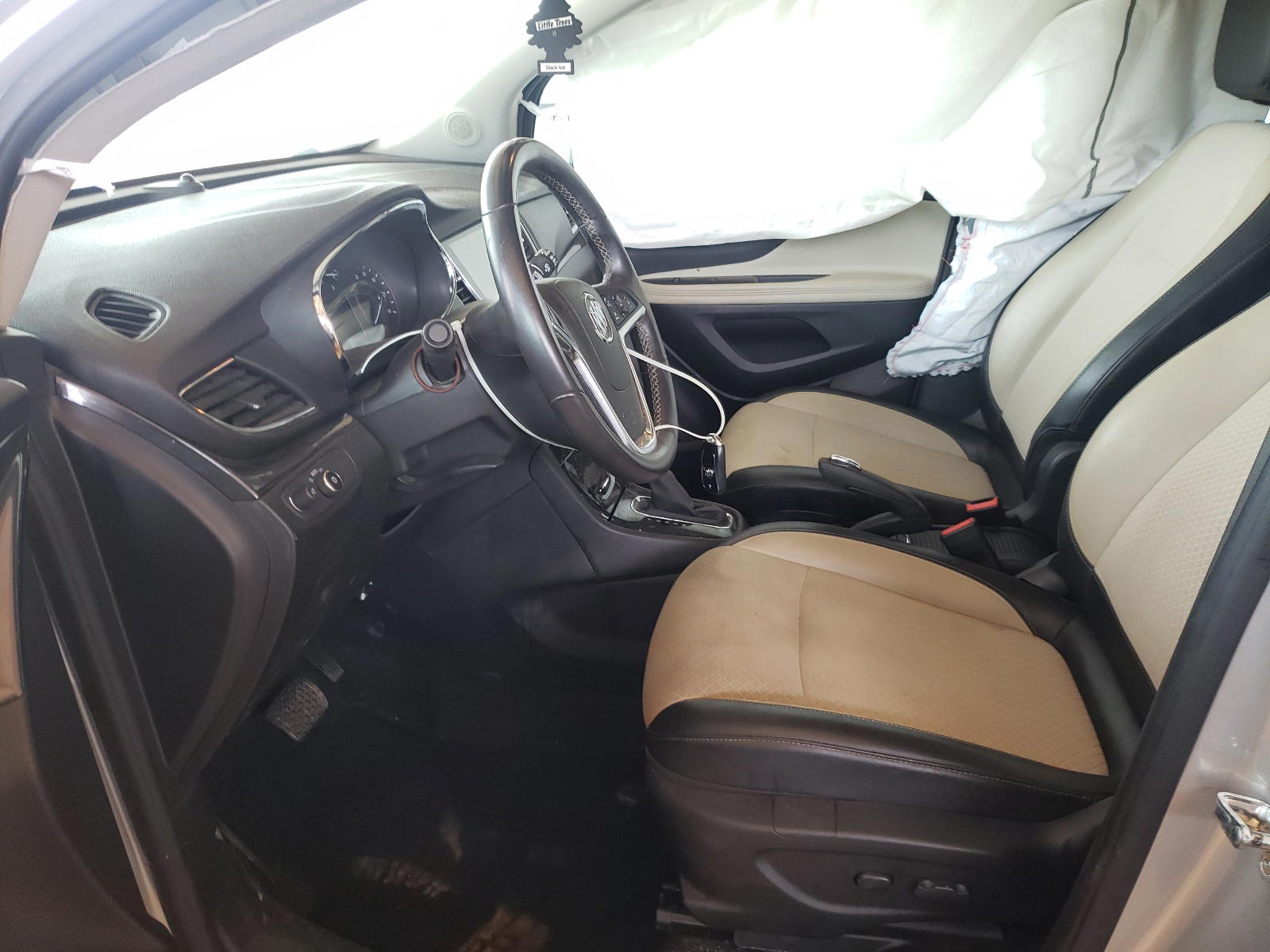 Photo 5 from auction – 2018 BUICK ENCORE PRE with VIN KL4CJASB5JB692657
