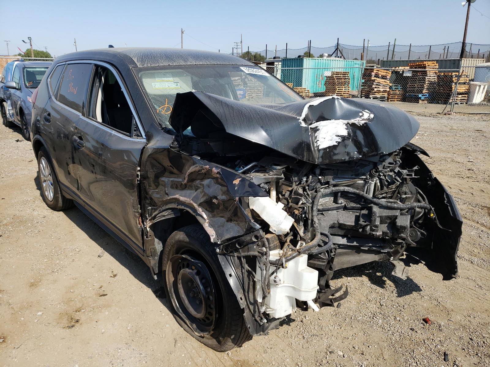 NISSAN ROGUE S 2018 with VIN KNMAT2MT7JP587348 - Photo from auction