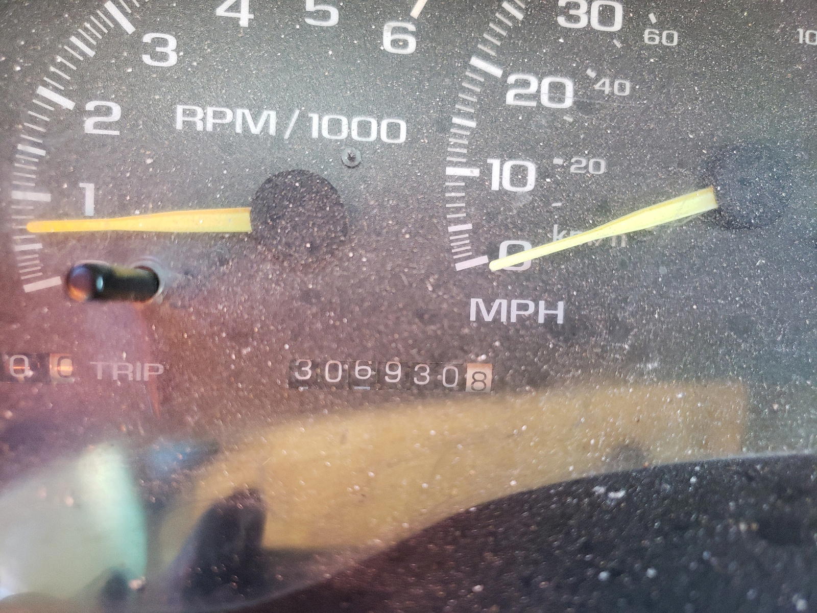 Photo 8 from auction – 1998 CHEVROLET GMT-400 C1 with VIN 1GCEC19R6WE186773