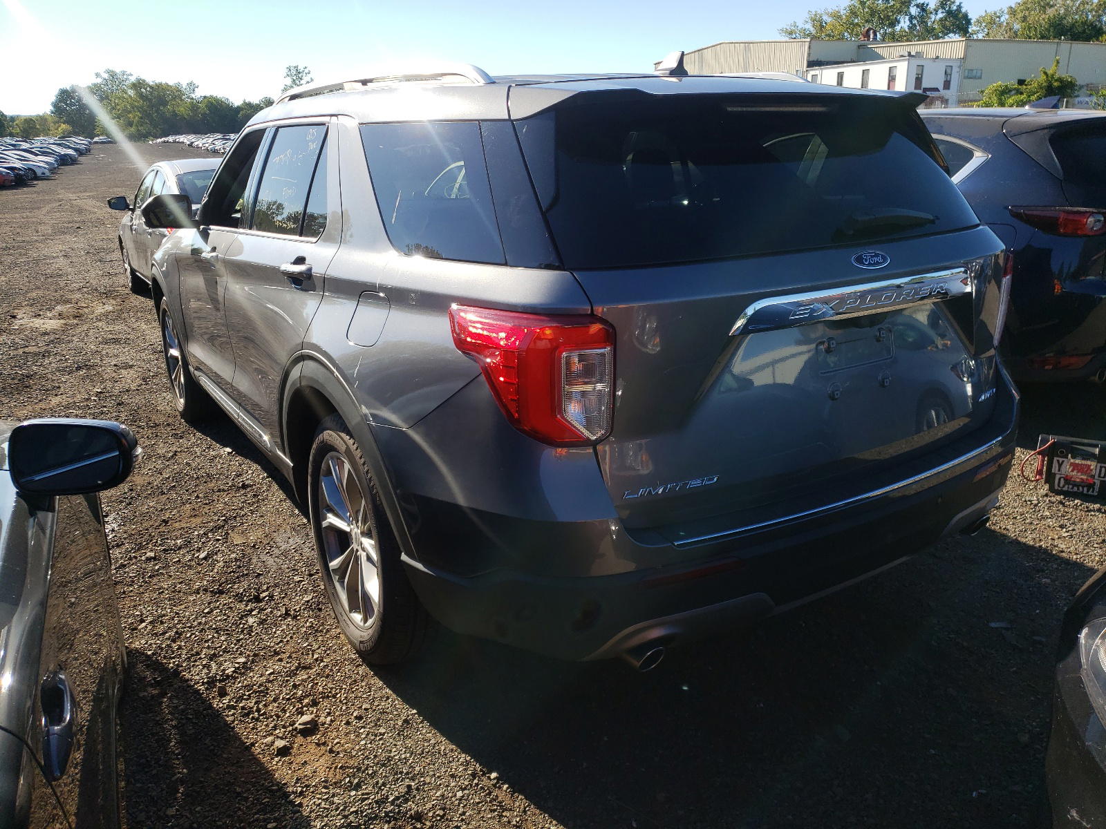 Photo 3 from auction – 2021 FORD EXPLORER L with VIN 1FMSK8FH7MGB45592