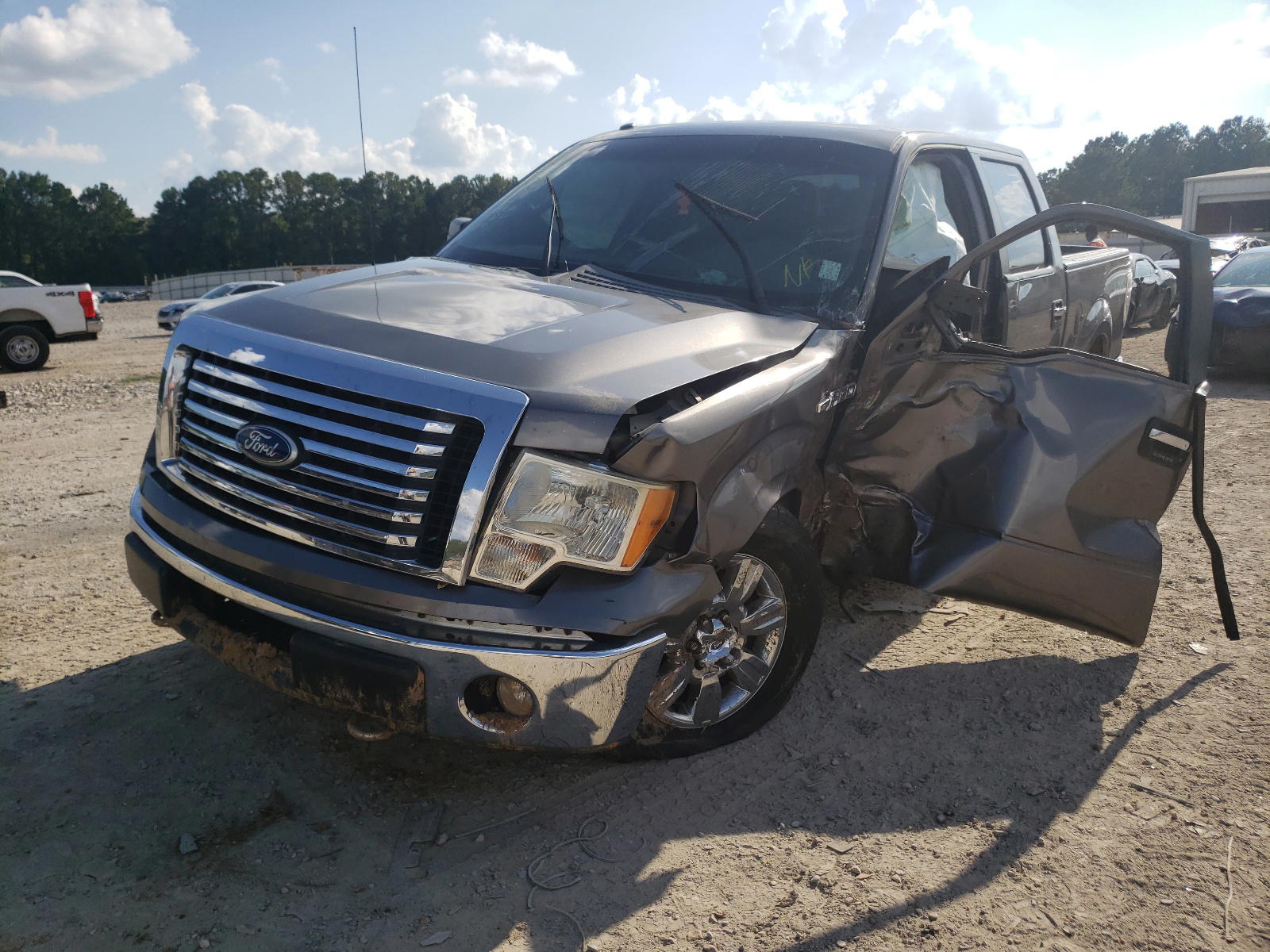 Photo 2 from auction – 2010 FORD F150 SUPER with VIN 1FTFW1EV3AFD62339