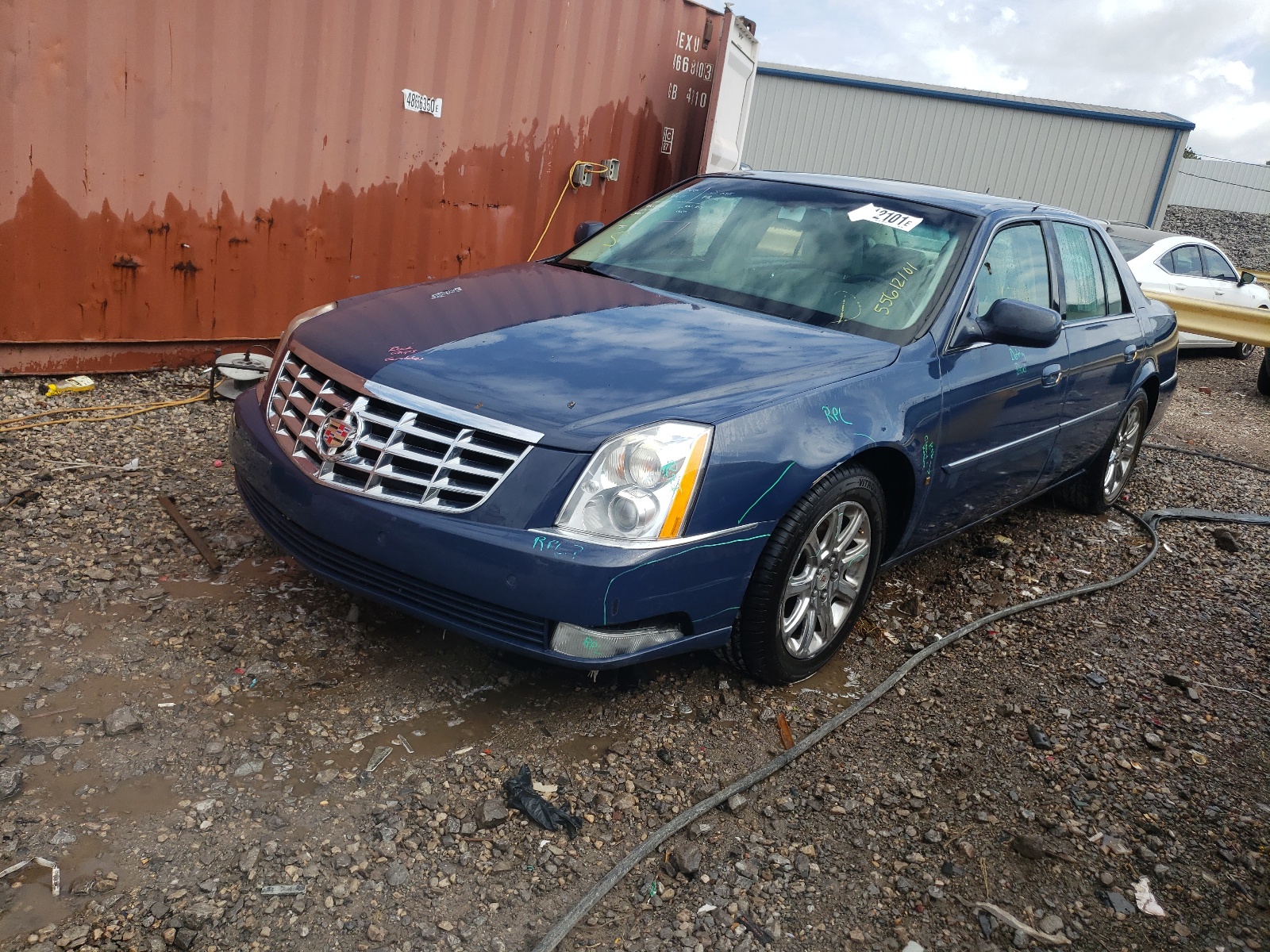 Photo 2 from auction – 2008 CADILLAC DTS with VIN 1G6KD57Y58U210607