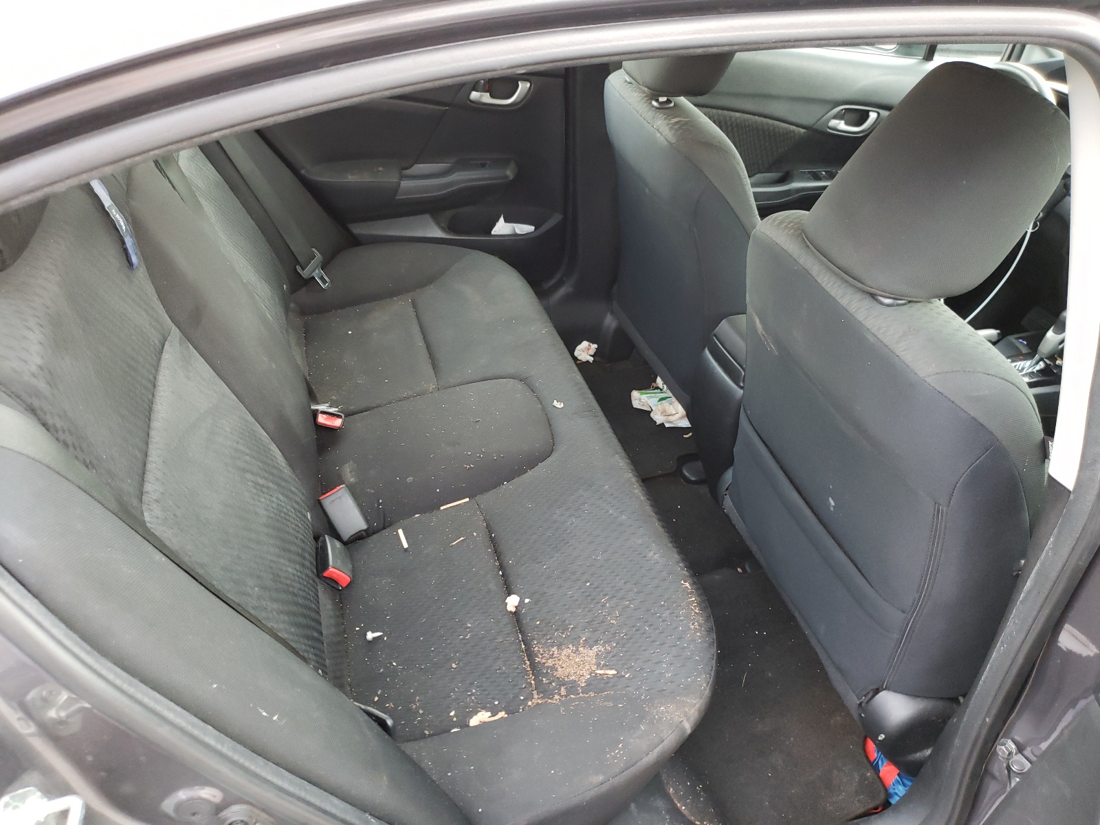 Photo 6 from auction – 2015 HONDA CIVIC LX with VIN 19XFB2F51FE073767