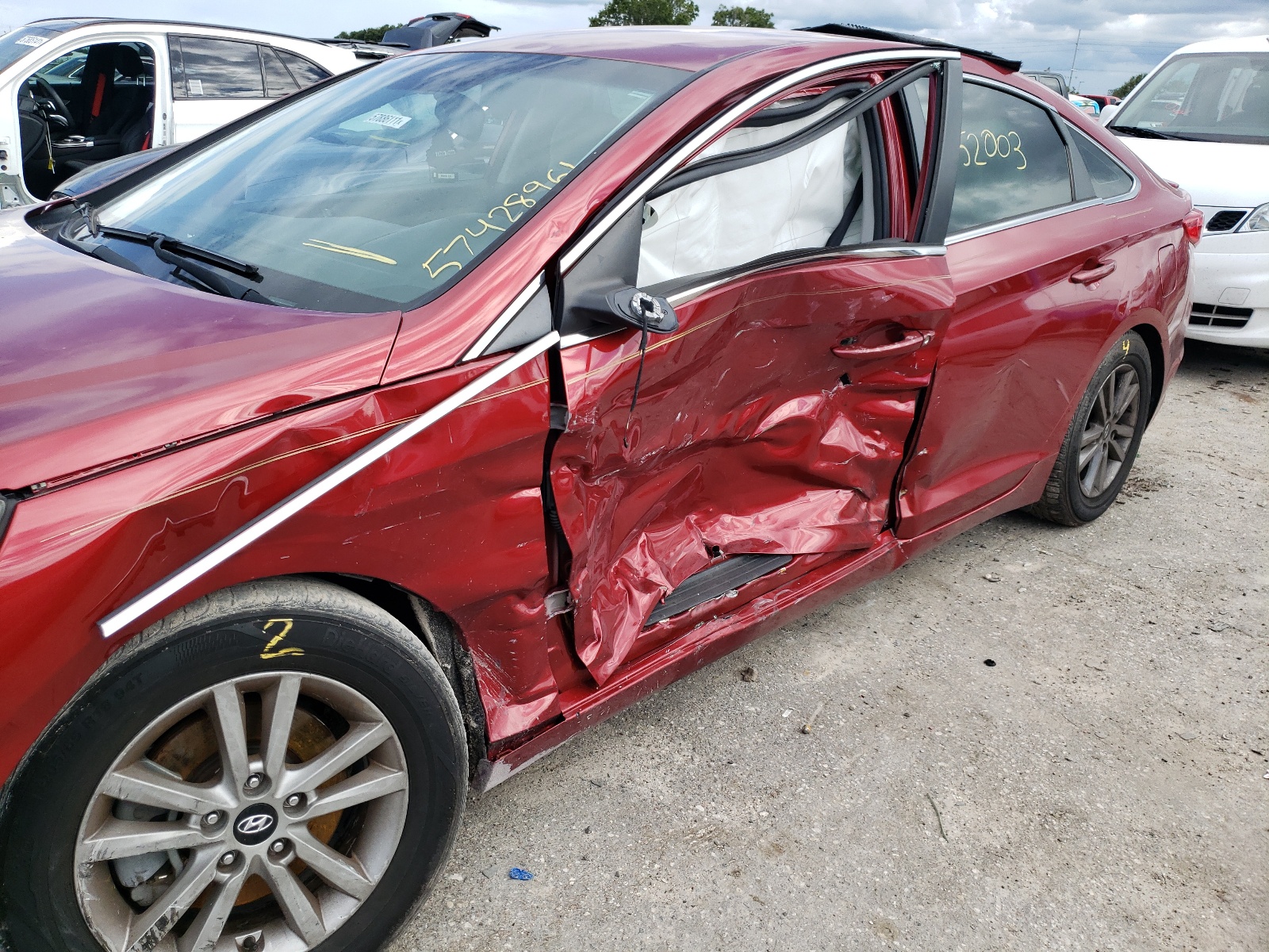 Photo 9 from auction – 2015 HYUNDAI SONATA with VIN 5NPE24AF6FH224265