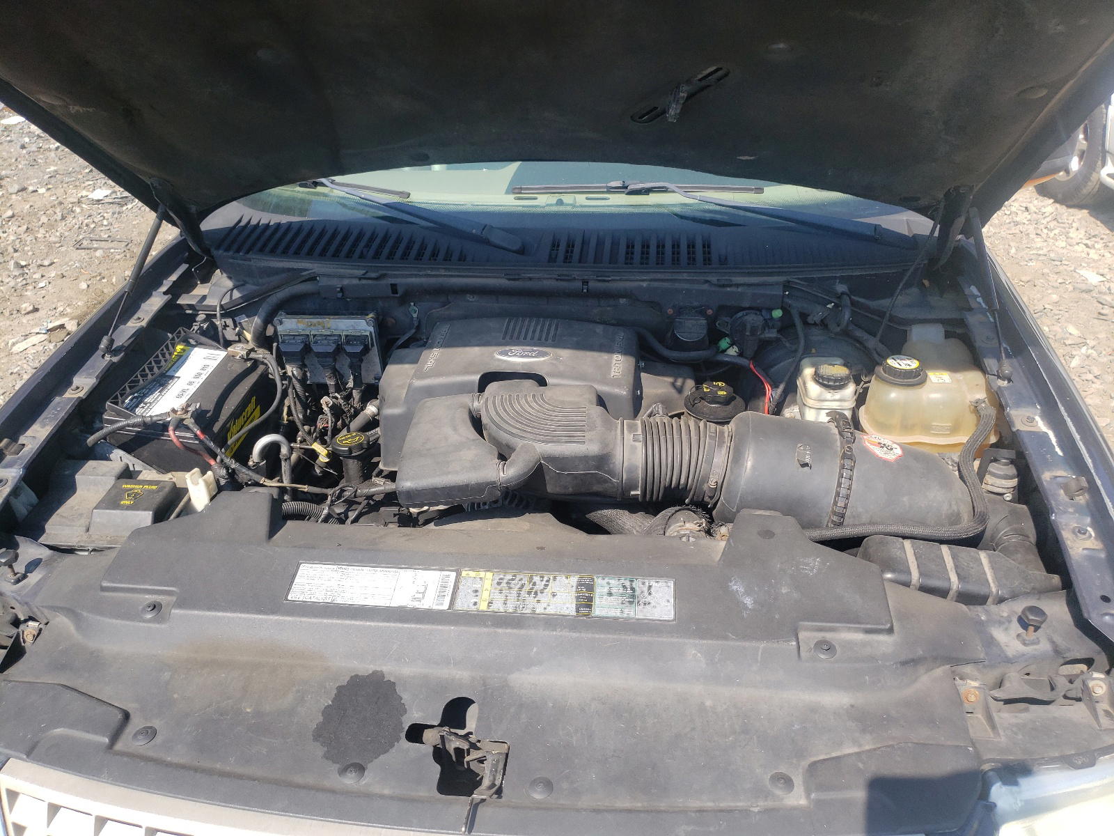 Photo 7 from auction – 2003 FORD EXPEDITION with VIN 1FMFU18L03LA57655