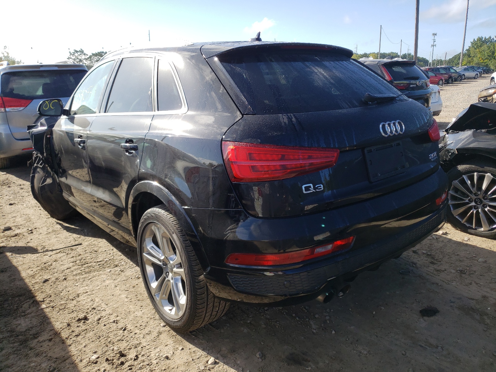 Photo 3 from auction – 2018 AUDI Q3 PREMIUM with VIN WA1JCCFSXJR030068