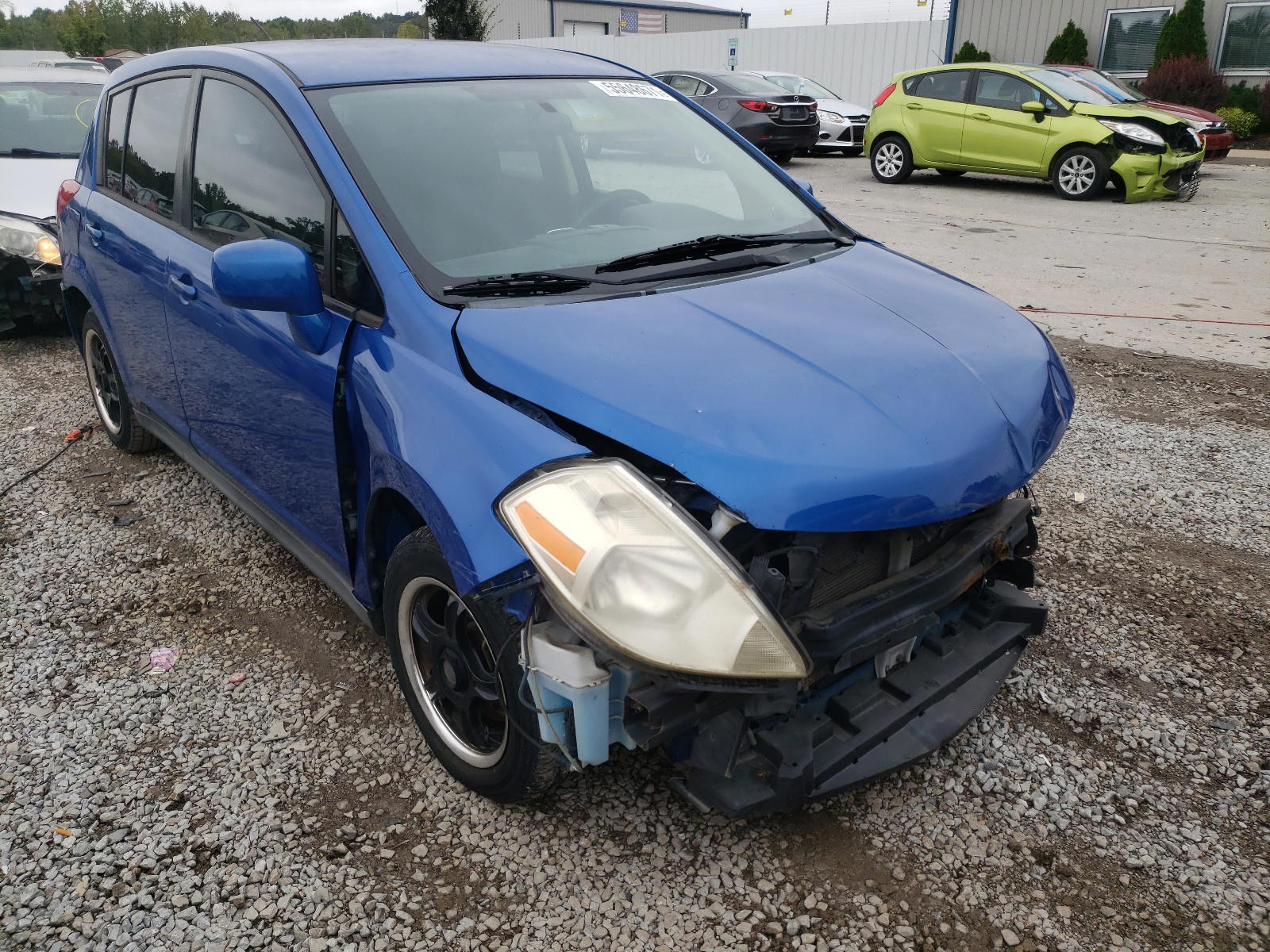 NISSAN VERSA S 2007 with VIN 3N1BC13E17L350413 - Photo from auction