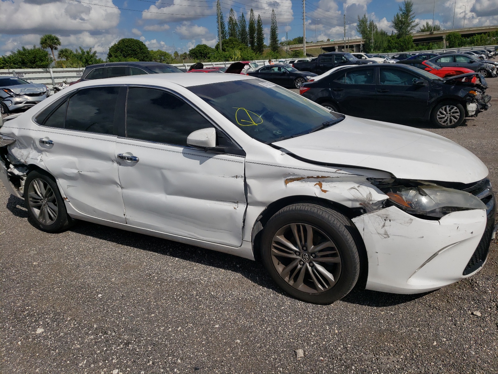 Photo 9 from auction – 2016 TOYOTA CAMRY LE with VIN 4T1BF1FKXGU176834