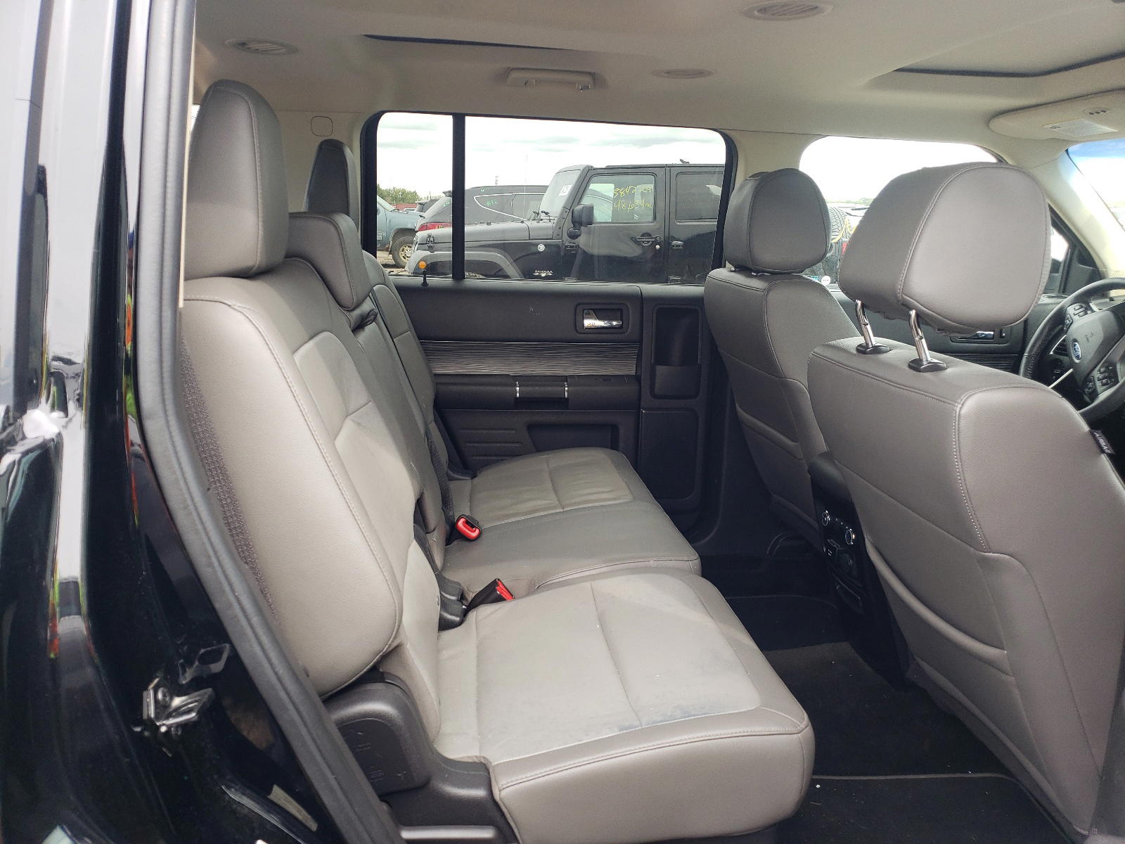 Photo 6 from auction – 2018 FORD FLEX SEL with VIN 2FMGK5C82JBA16011