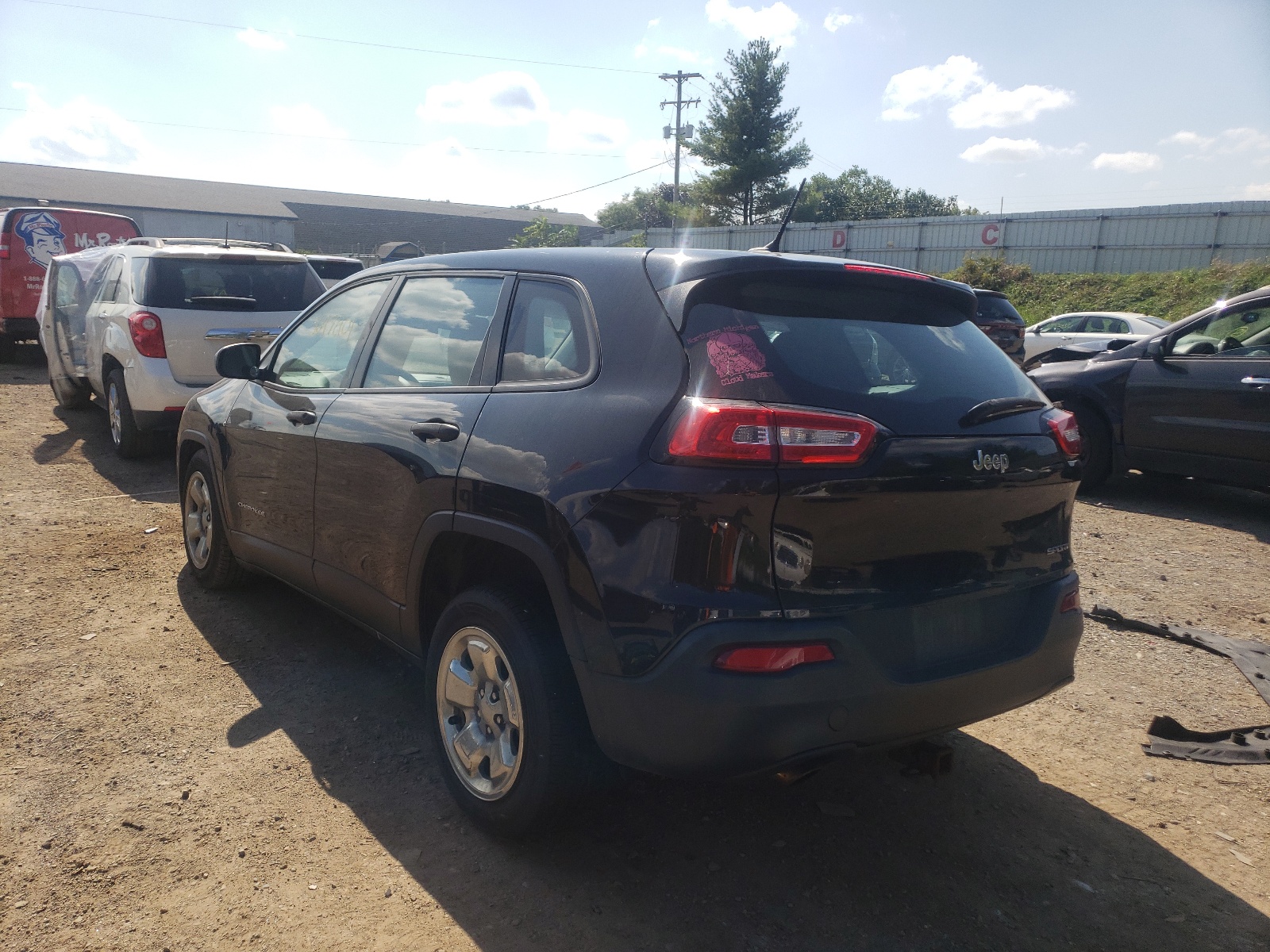 Photo 3 from auction – 2014 JEEP CHEROKEE S with VIN 1C4PJLABXEW212583