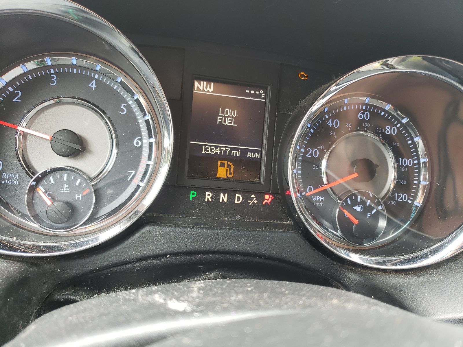 Photo 8 from auction – 2015 CHRYSLER TOWN & COU with VIN 2C4RC1BG1FR588357