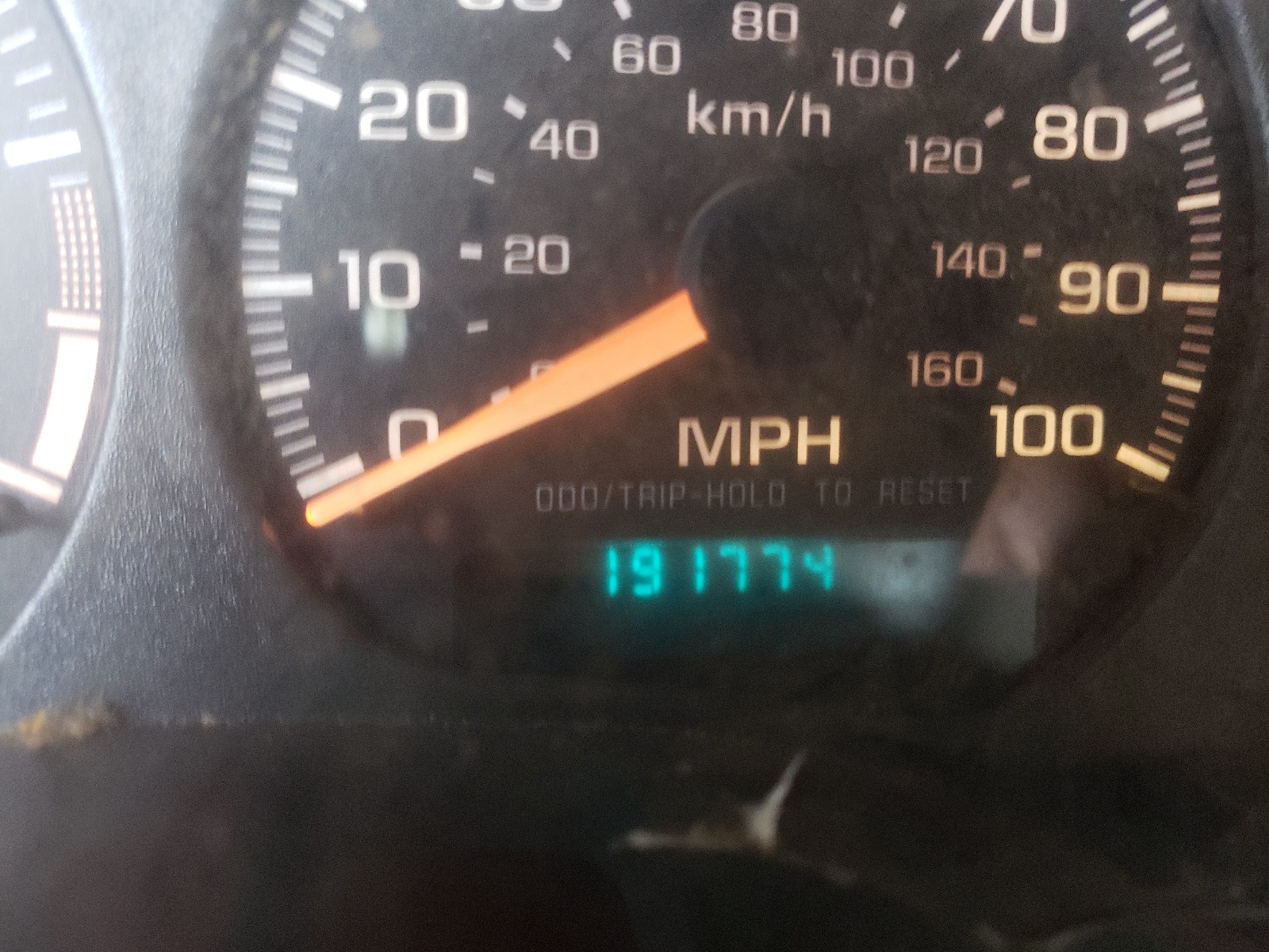 Photo 8 from auction – 2002 GMC SONOMA with VIN 1GTDT19W128231158