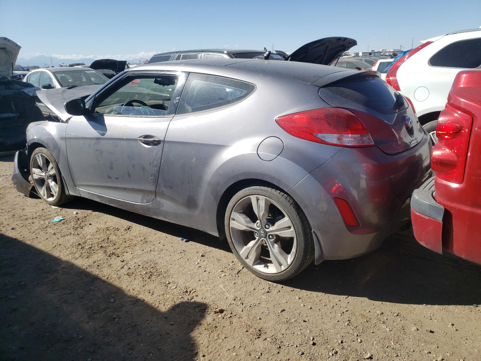 Photo 3 from auction – 2013 HYUNDAI VELOSTER with VIN KMHTC6AD6DU092010