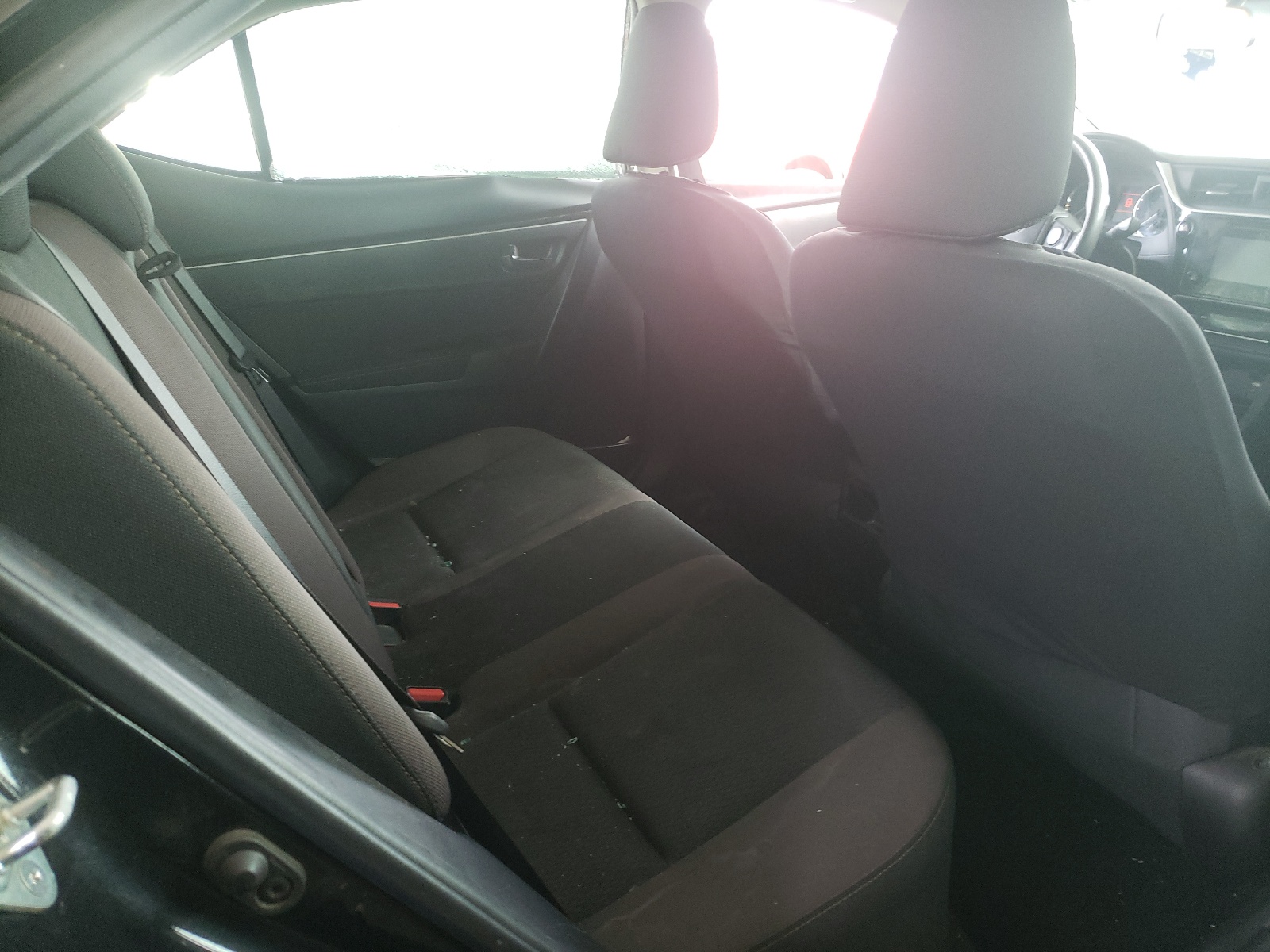 Photo 6 from auction – 2019 TOYOTA COROLLA L with VIN 2T1BURHE3KC195358