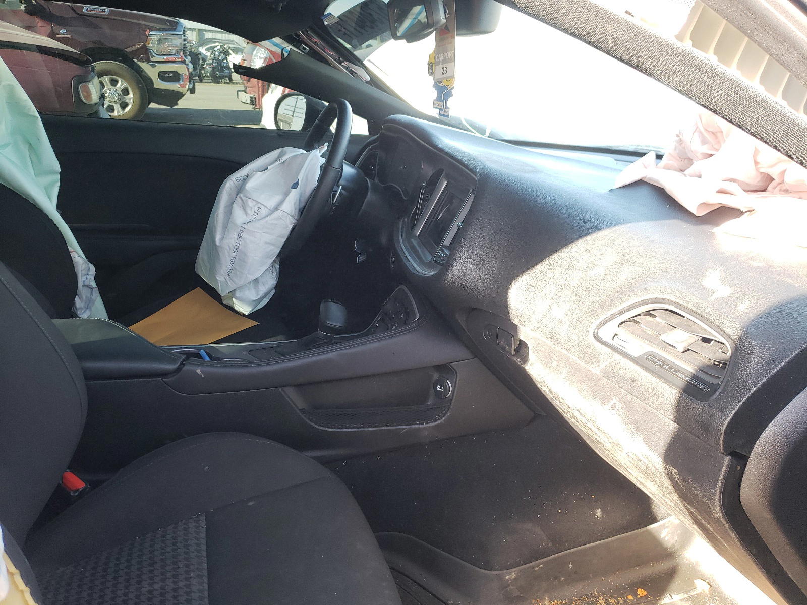 Photo 5 from auction – 2019 DODGE CHALLENGER with VIN 2C3CDZKG2KH604118