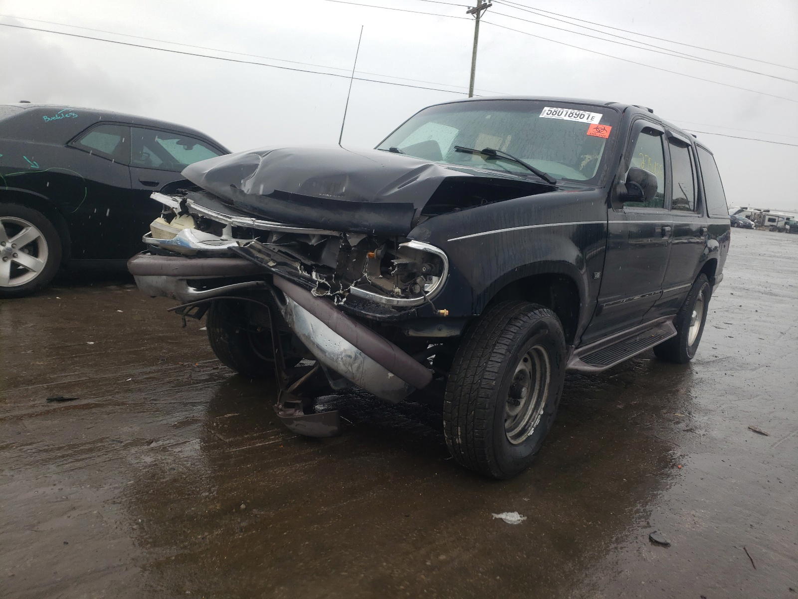 Photo 2 from auction – 1996 FORD EXPLORER with VIN 1FMDU32P1TZA37314