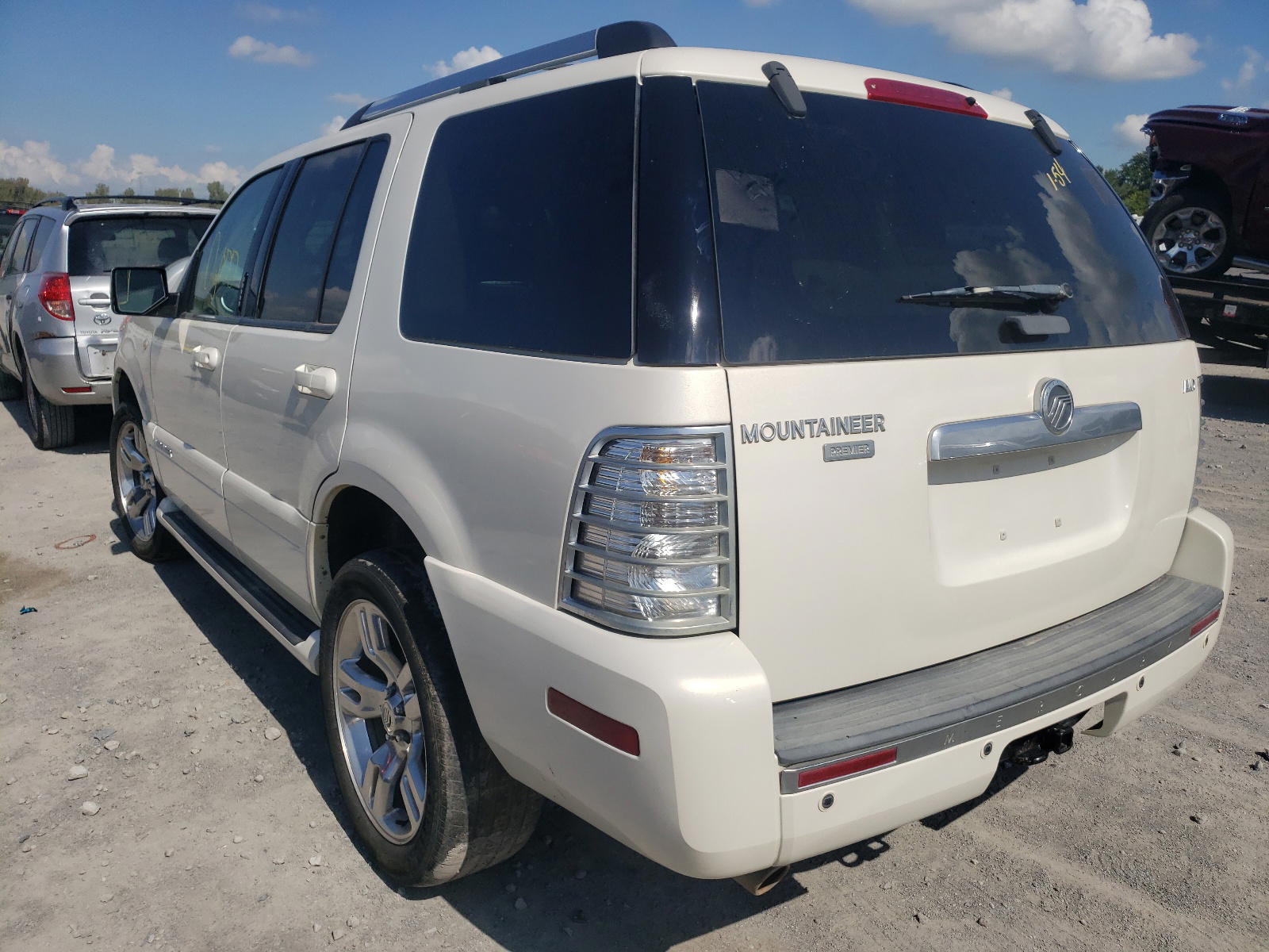 Photo 3 from auction – 2009 MERCURY MOUNTAINEE with VIN 4M2EU48E09UJ02240