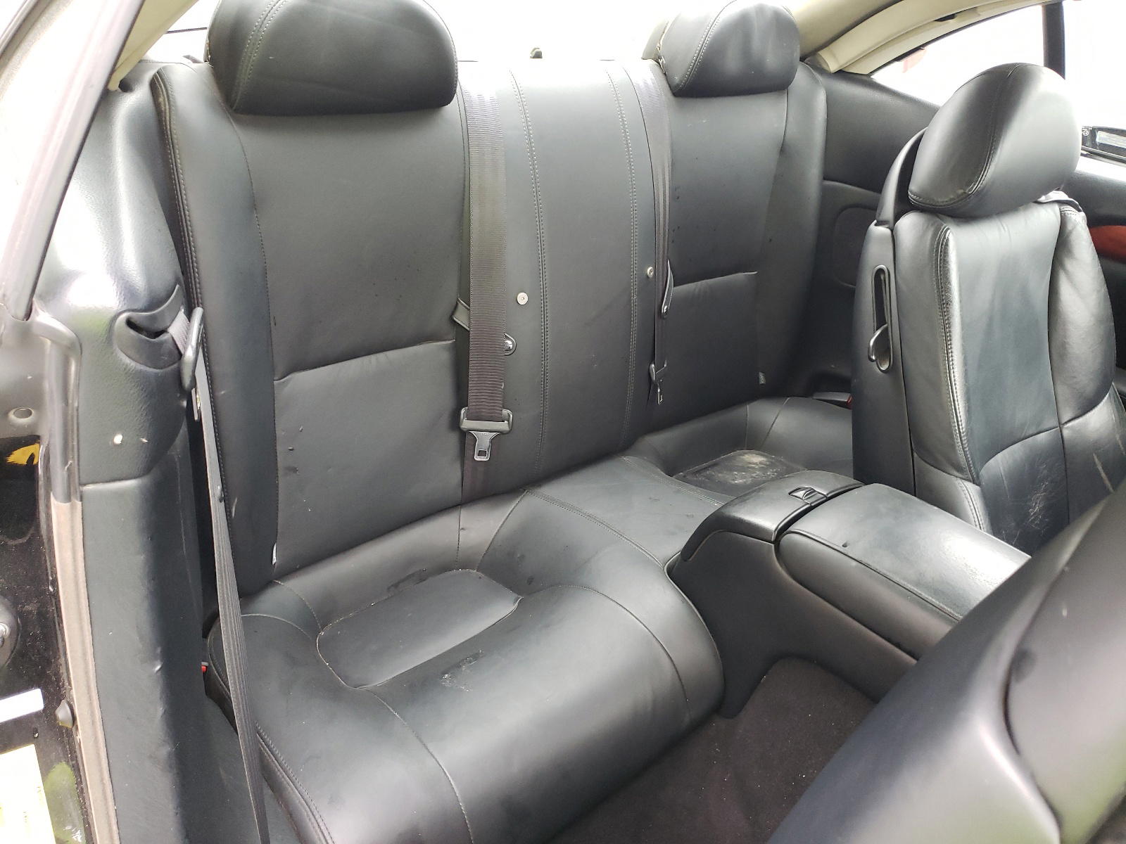 Photo 6 from auction – 2003 LEXUS SC 430 with VIN JTHFN48YX30047049