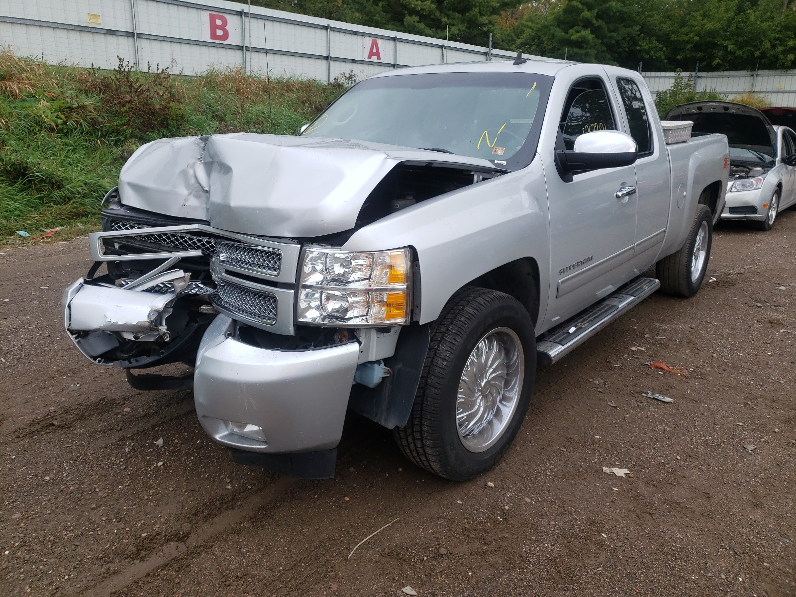 Photo 2 from auction – 2013 CHEVROLET SILVERADO with VIN 1GCRKTE70DZ186584