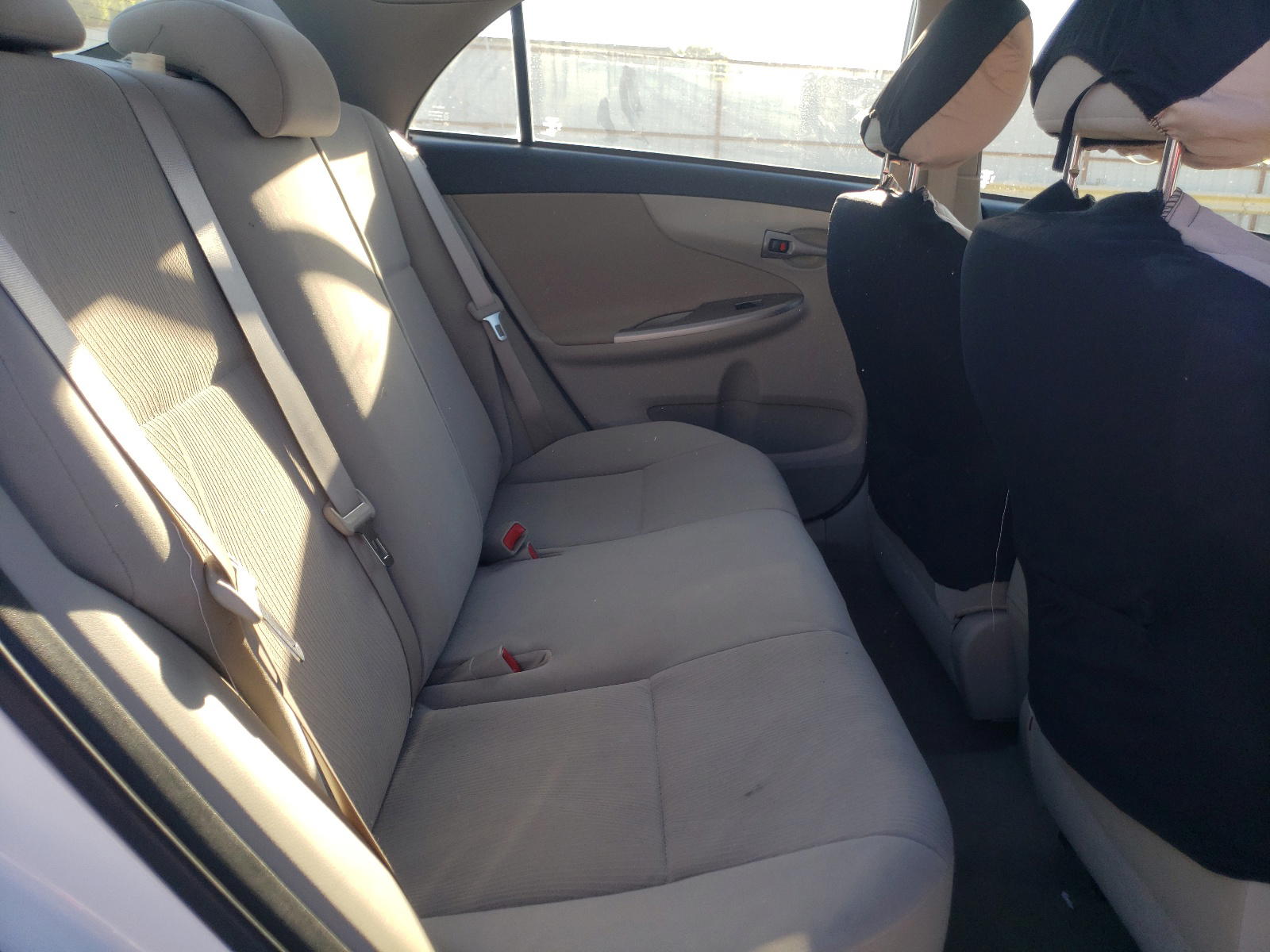 Photo 6 from auction – 2011 TOYOTA COROLLA BA with VIN JTDBU4EE7BJ090950