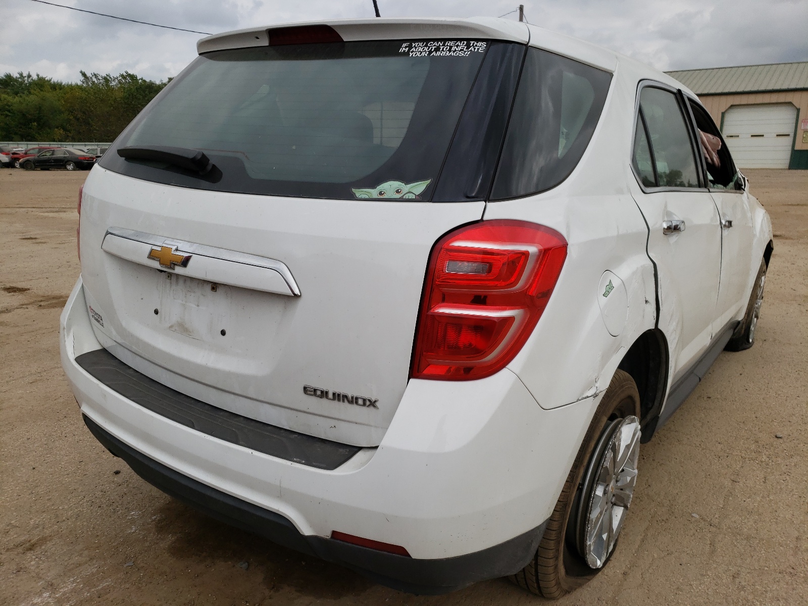 Photo 4 from auction – 2016 CHEVROLET EQUINOX LS with VIN 2GNALBEK2G1135231