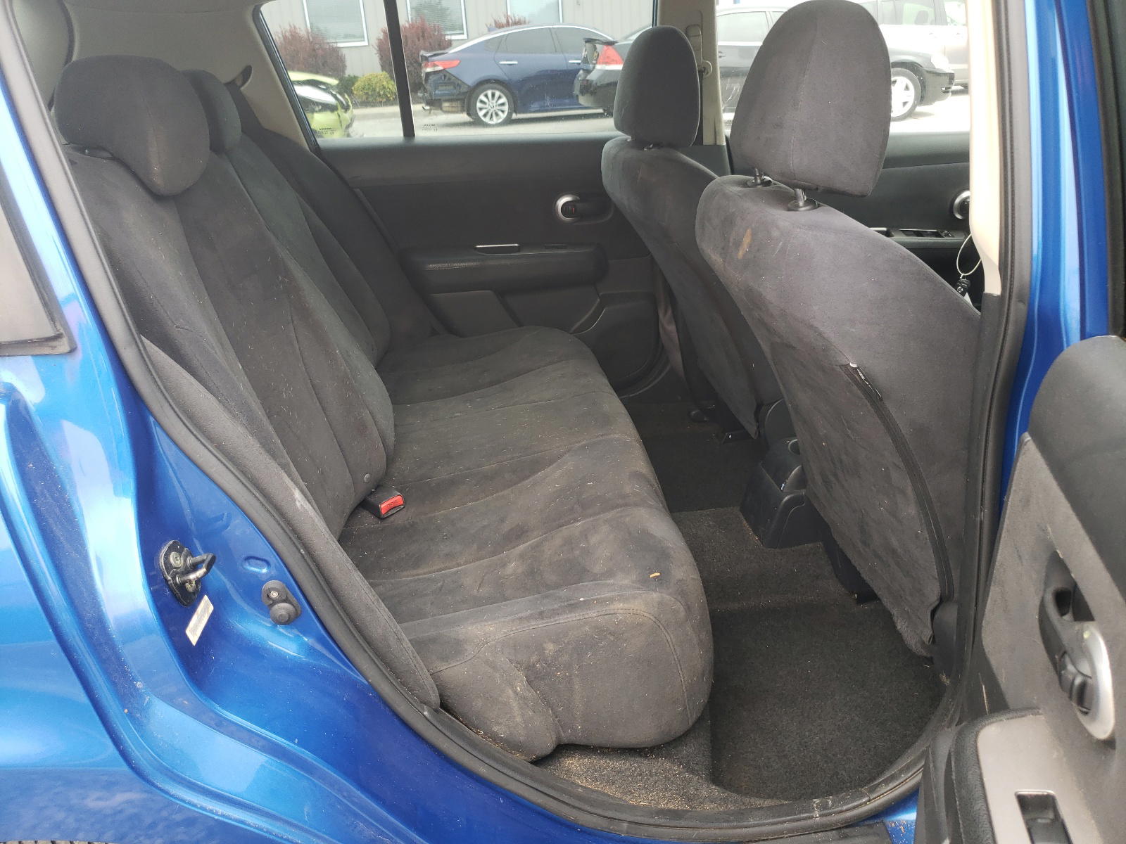 Photo 6 from auction – 2007 NISSAN VERSA S with VIN 3N1BC13E17L350413