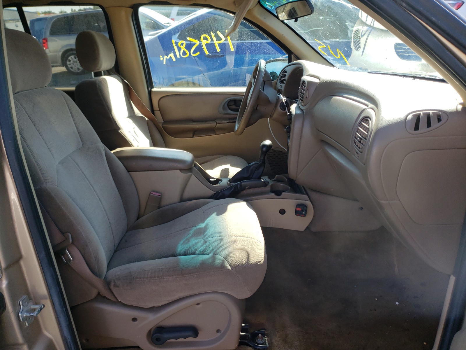Photo 5 from auction – 2004 CHEVROLET TRAILBLAZE with VIN 1GNDS13S742245507
