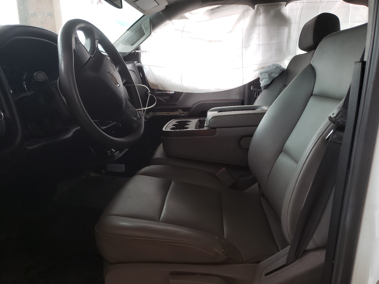 Photo 5 from auction – 2018 CHEVROLET SILVERADO with VIN 1GC1CUEG8JF265028