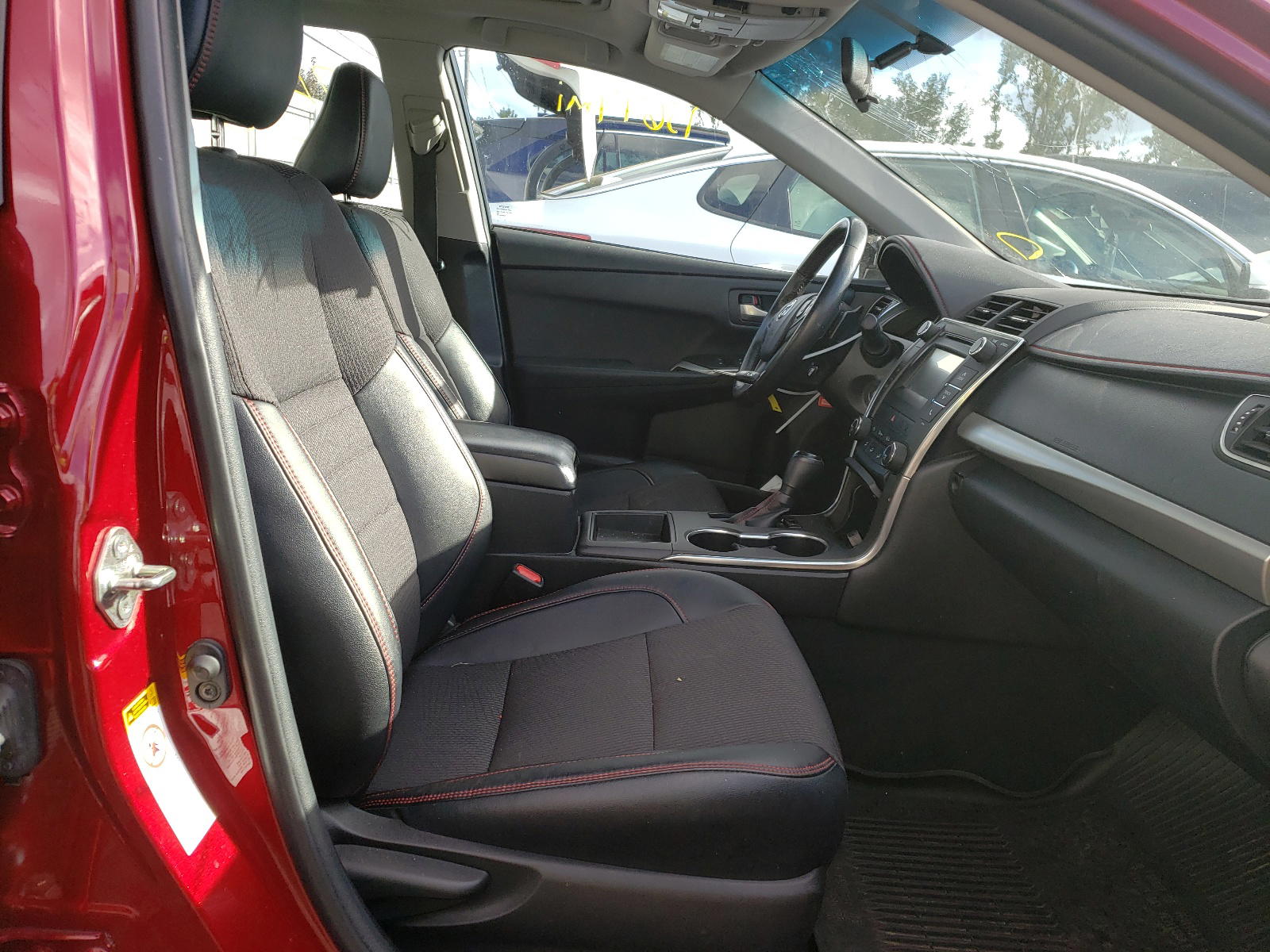 Photo 5 from auction – 2016 TOYOTA CAMRY LE with VIN 4T1BF1FK2GU569680