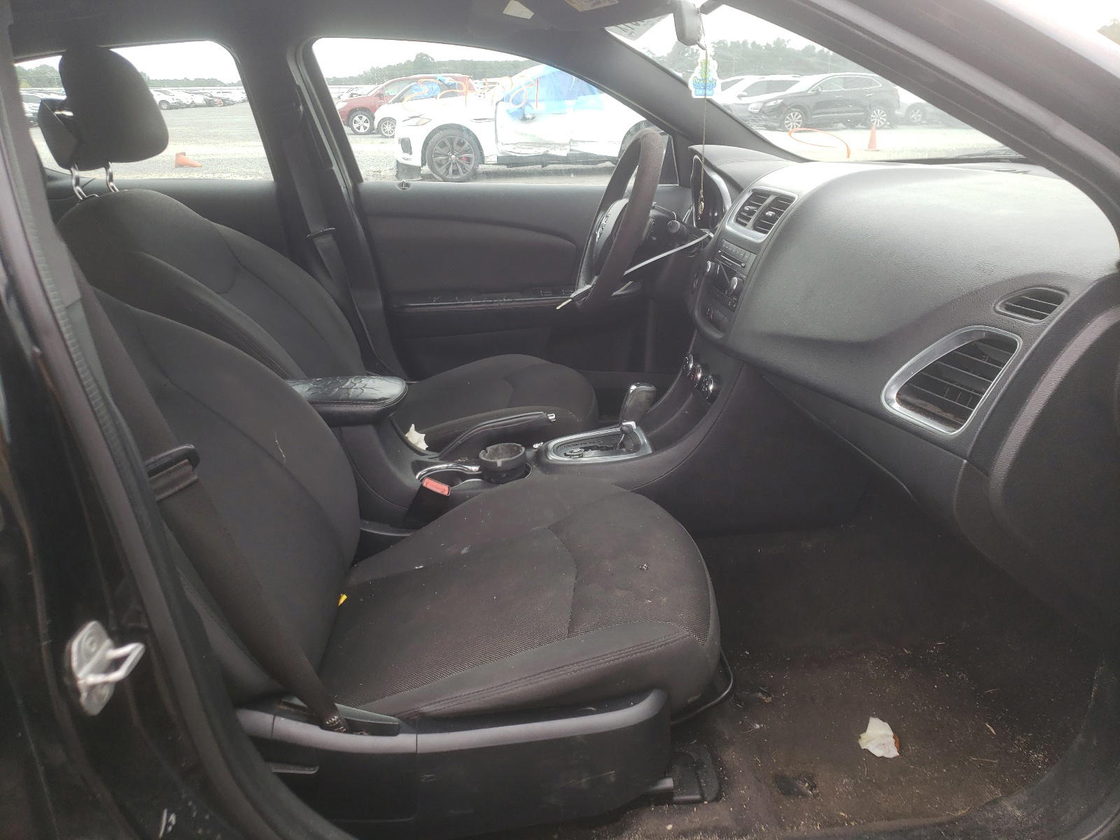 Photo 5 from auction – 2012 DODGE AVENGER SE with VIN 1C3CDZAB7CN243029