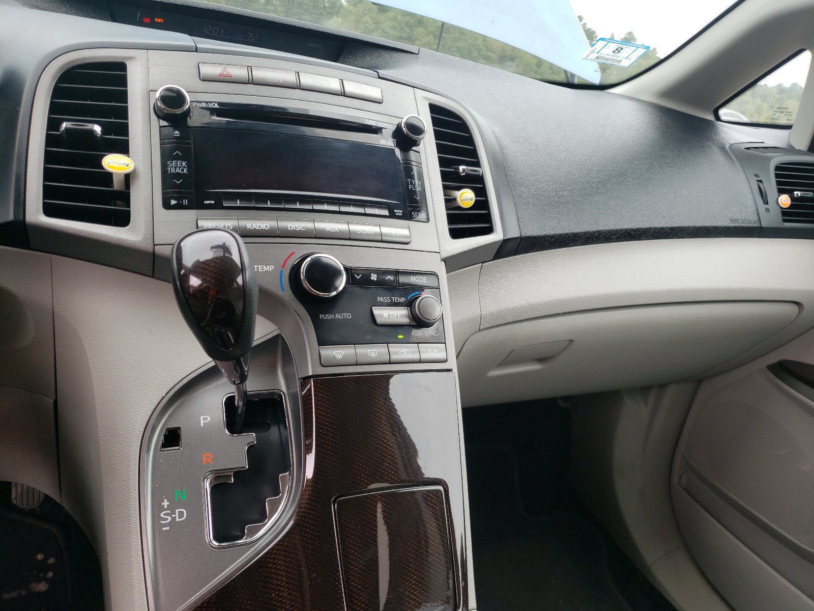 Photo 9 from auction – 2010 TOYOTA VENZA with VIN 4T3BK3BB7AU029978