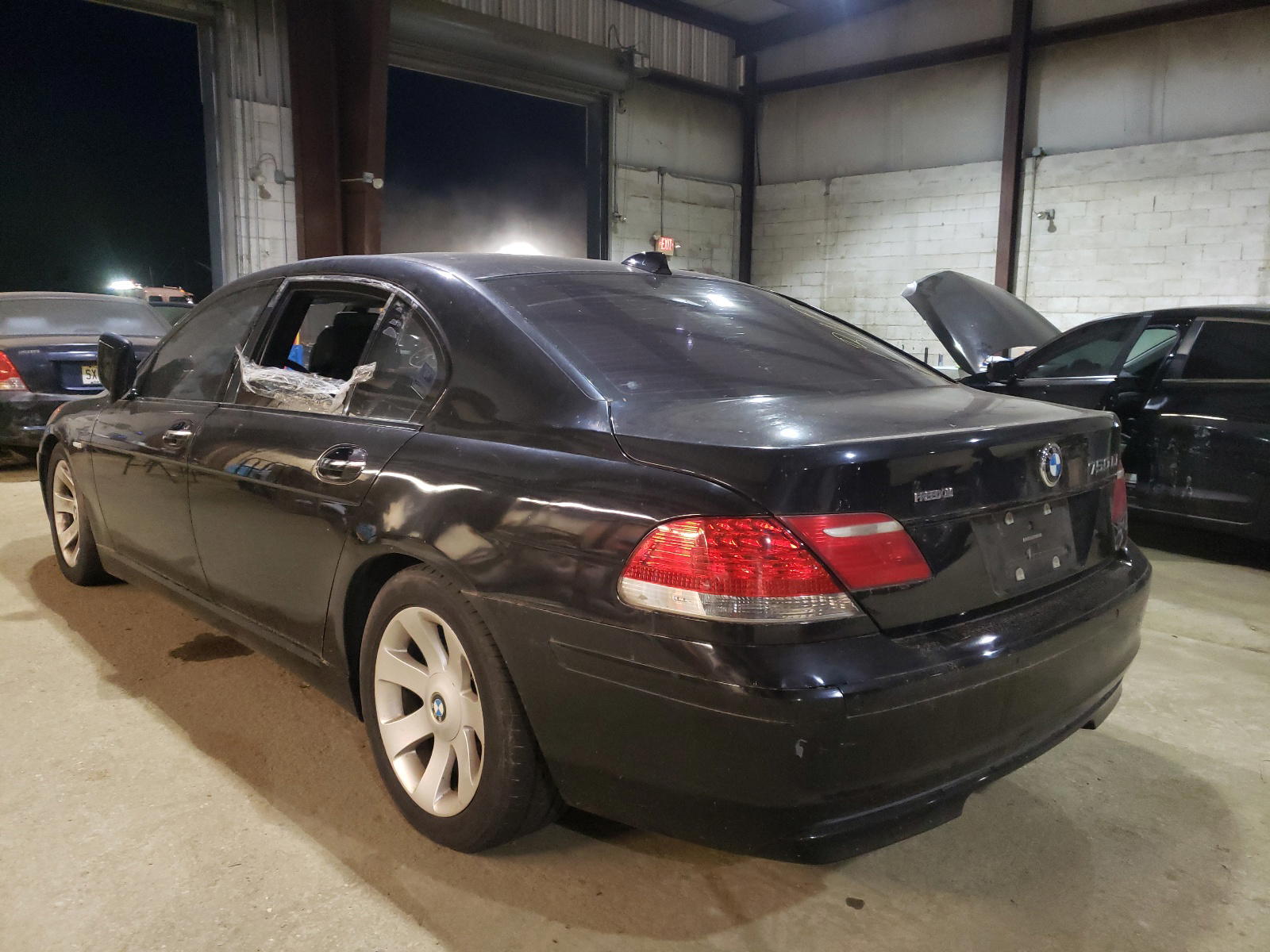 Photo 3 from auction – 2007 BMW 750 with VIN WBAHN83547DT69616