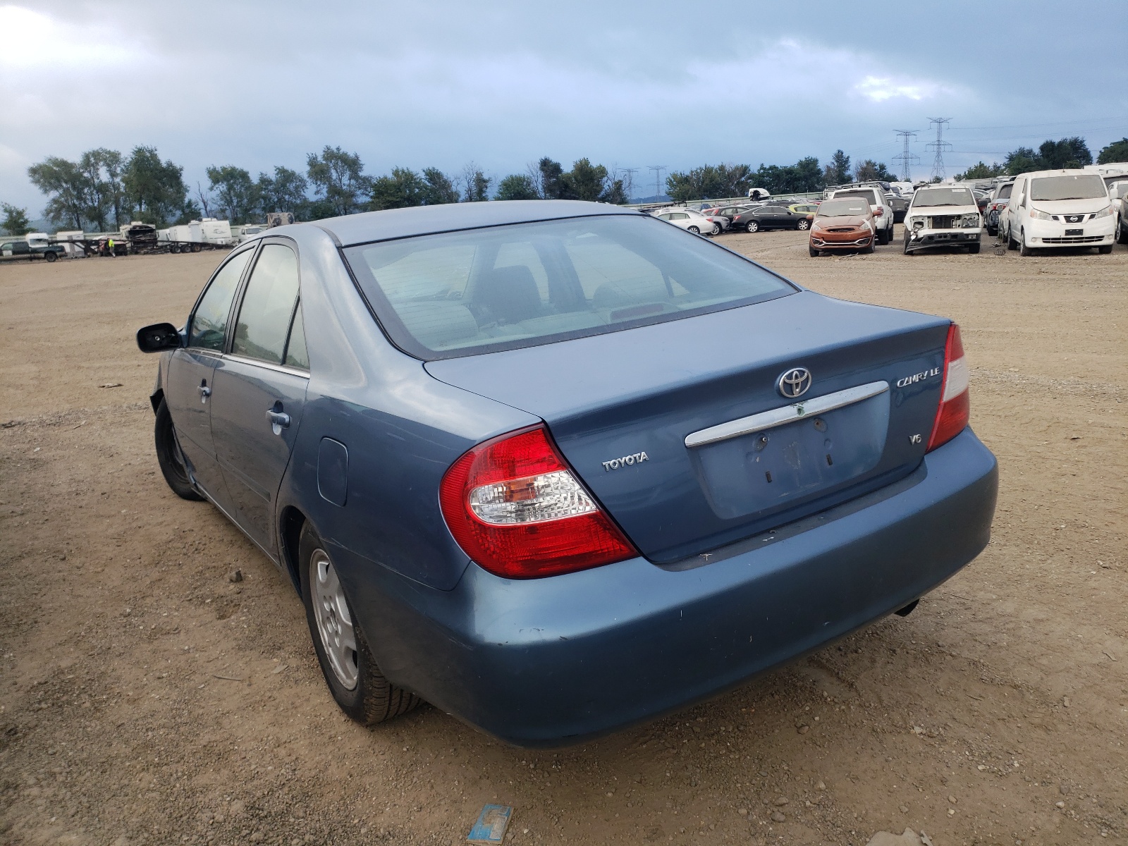 Photo 3 from auction – 2002 TOYOTA CAMRY LE with VIN 4T1BF30K62U523136