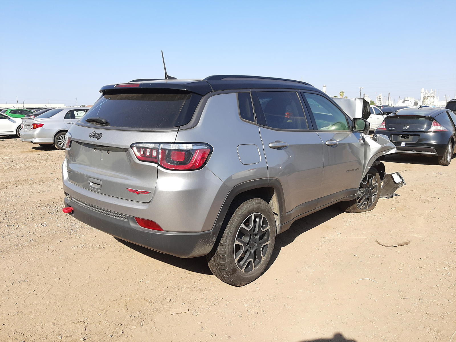Photo 4 from auction – 2020 JEEP COMPASS TR with VIN 3C4NJDDB8LT163038