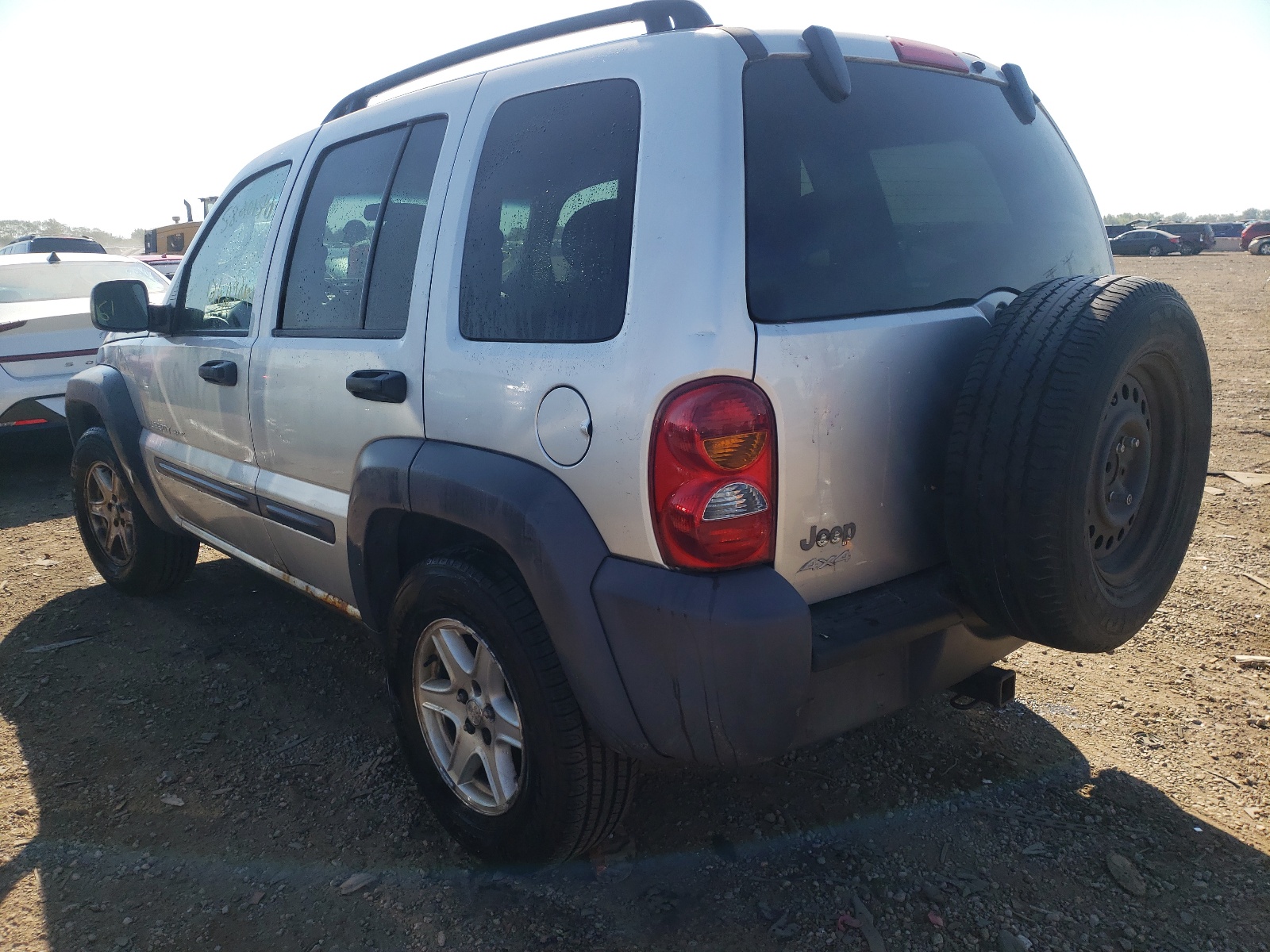 Photo 3 from auction – 2003 JEEP LIBERTY SP with VIN 1J4GL48KX3W659945