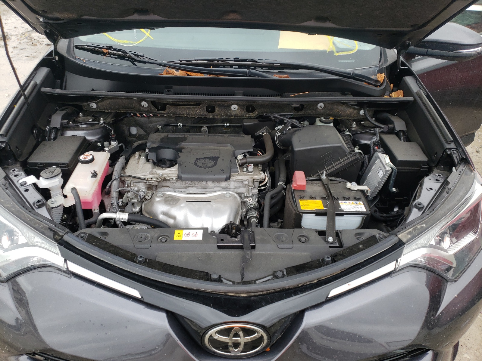 Photo 7 from auction – 2018 TOYOTA RAV4 ADVEN with VIN JTMRFREV9JJ728068