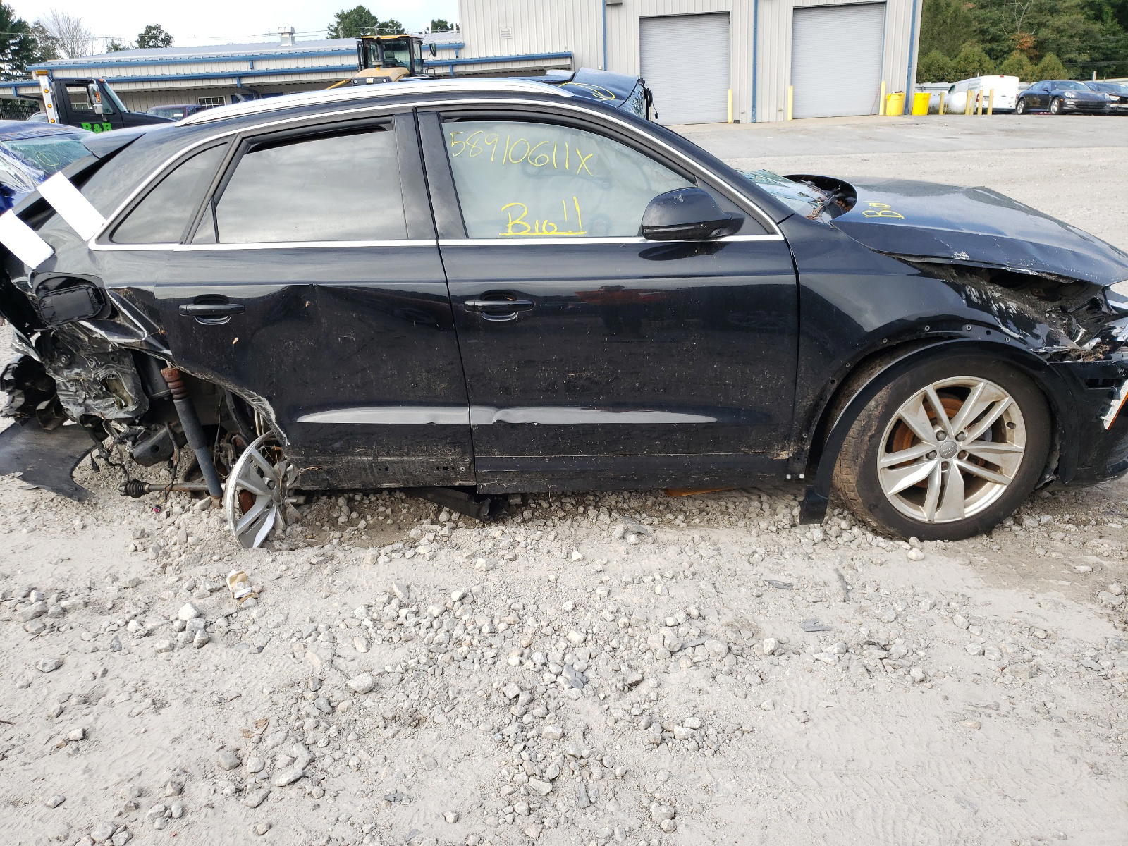 Photo 9 from auction – 2016 AUDI Q3 PREMIUM with VIN WA1EFCFS6GR010580