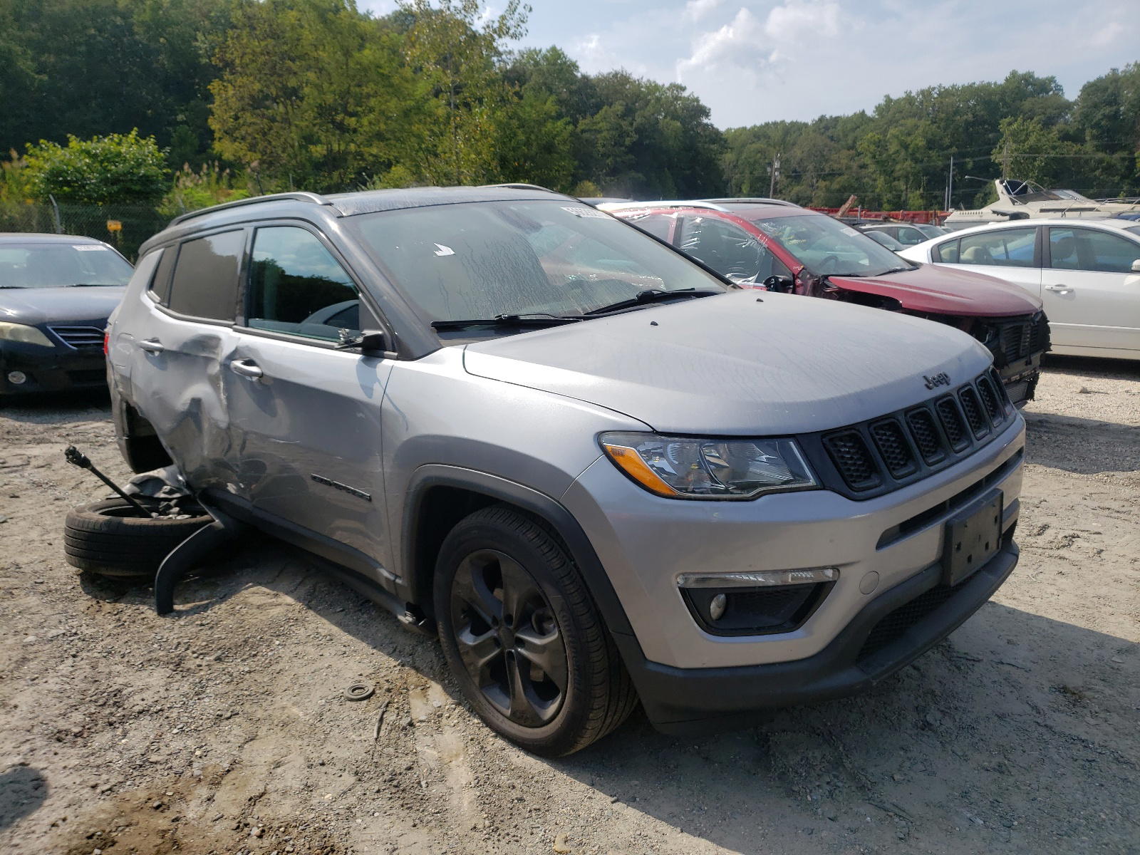 JEEP COMPASS LA 2018 with VIN 3C4NJDBB5JT399114 - Photo from auction