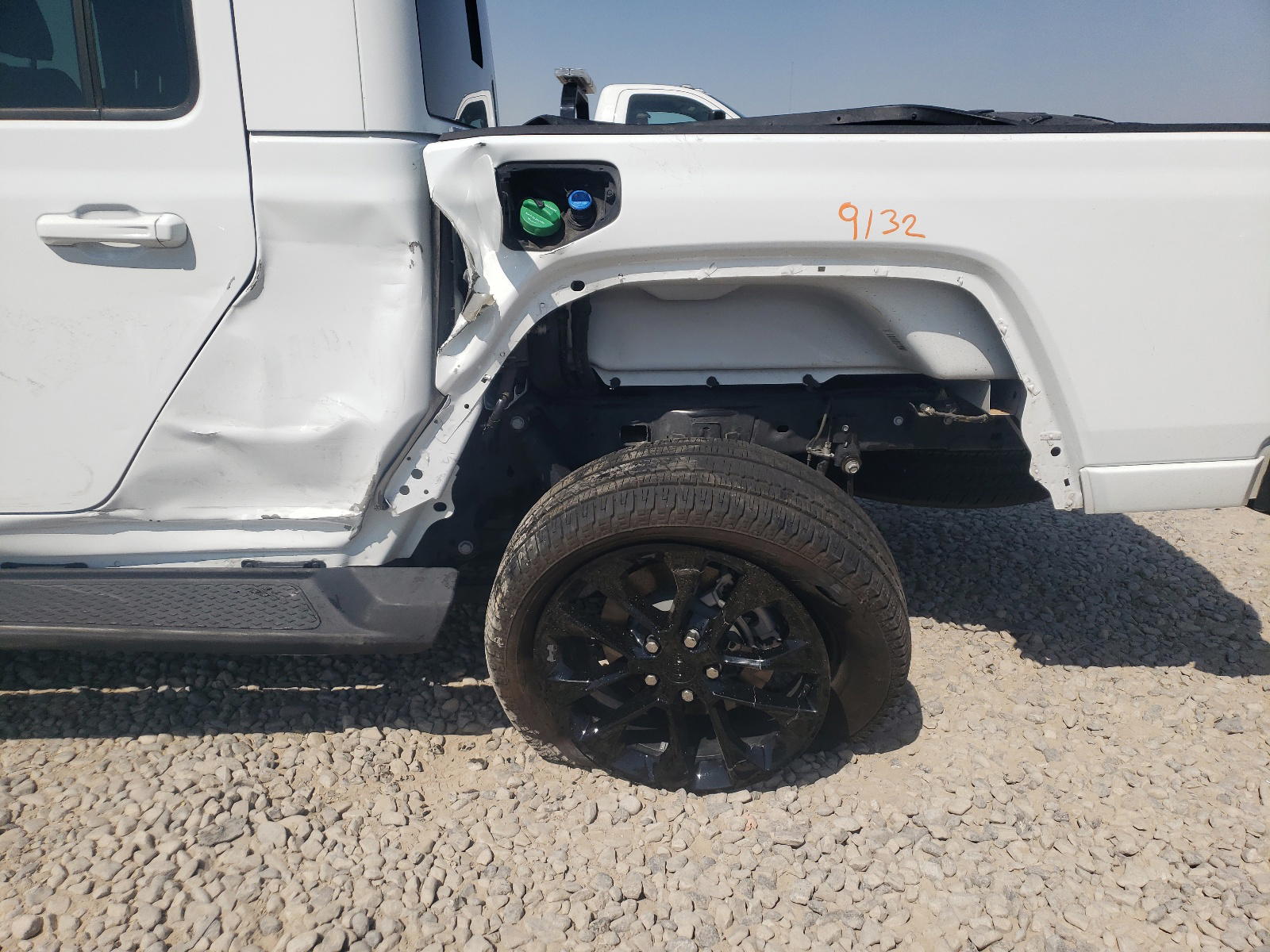 Photo 9 from auction – 2021 JEEP GLADIATOR with VIN 1C6JJTFM9ML559572