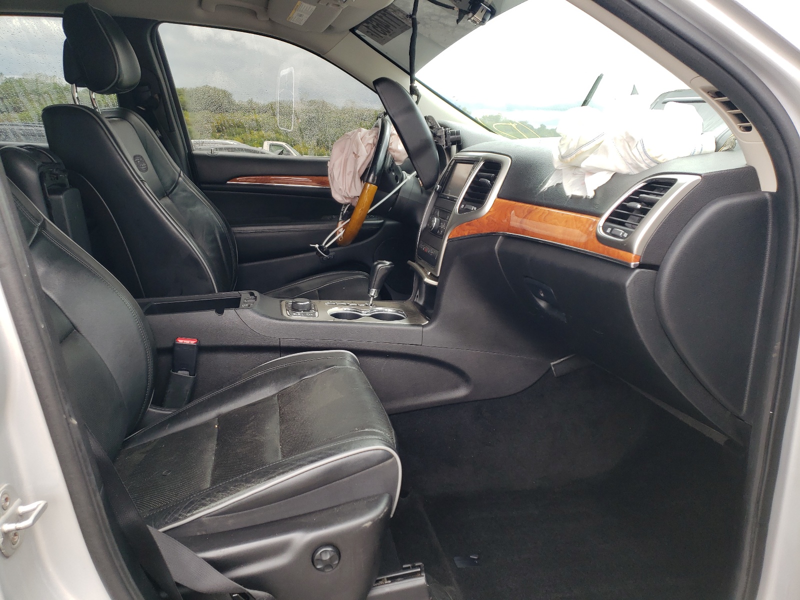 Photo 5 from auction – 2011 JEEP GRAND CHER with VIN 1J4RR6GT0BC713119