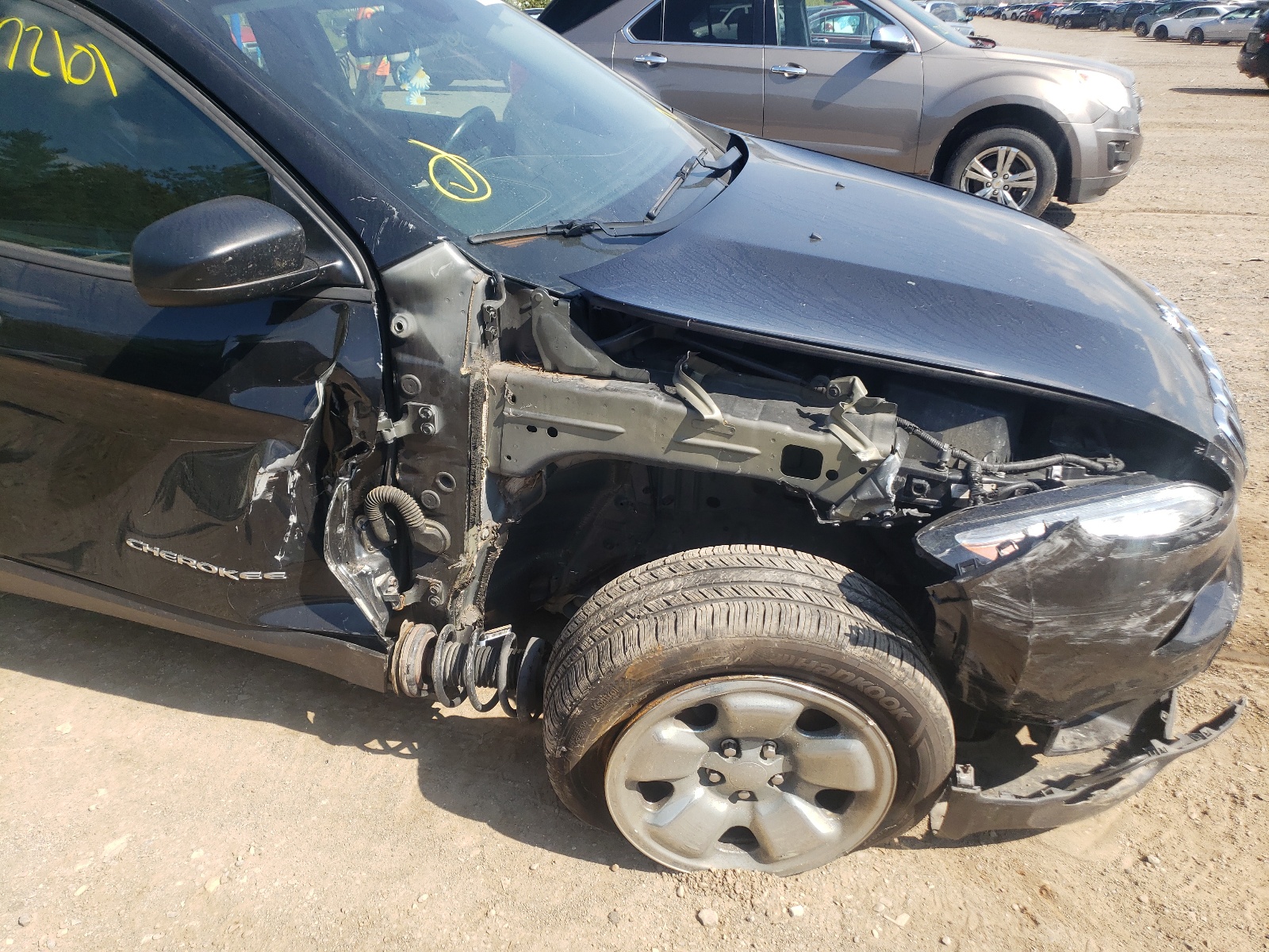 Photo 9 from auction – 2014 JEEP CHEROKEE S with VIN 1C4PJLABXEW212583